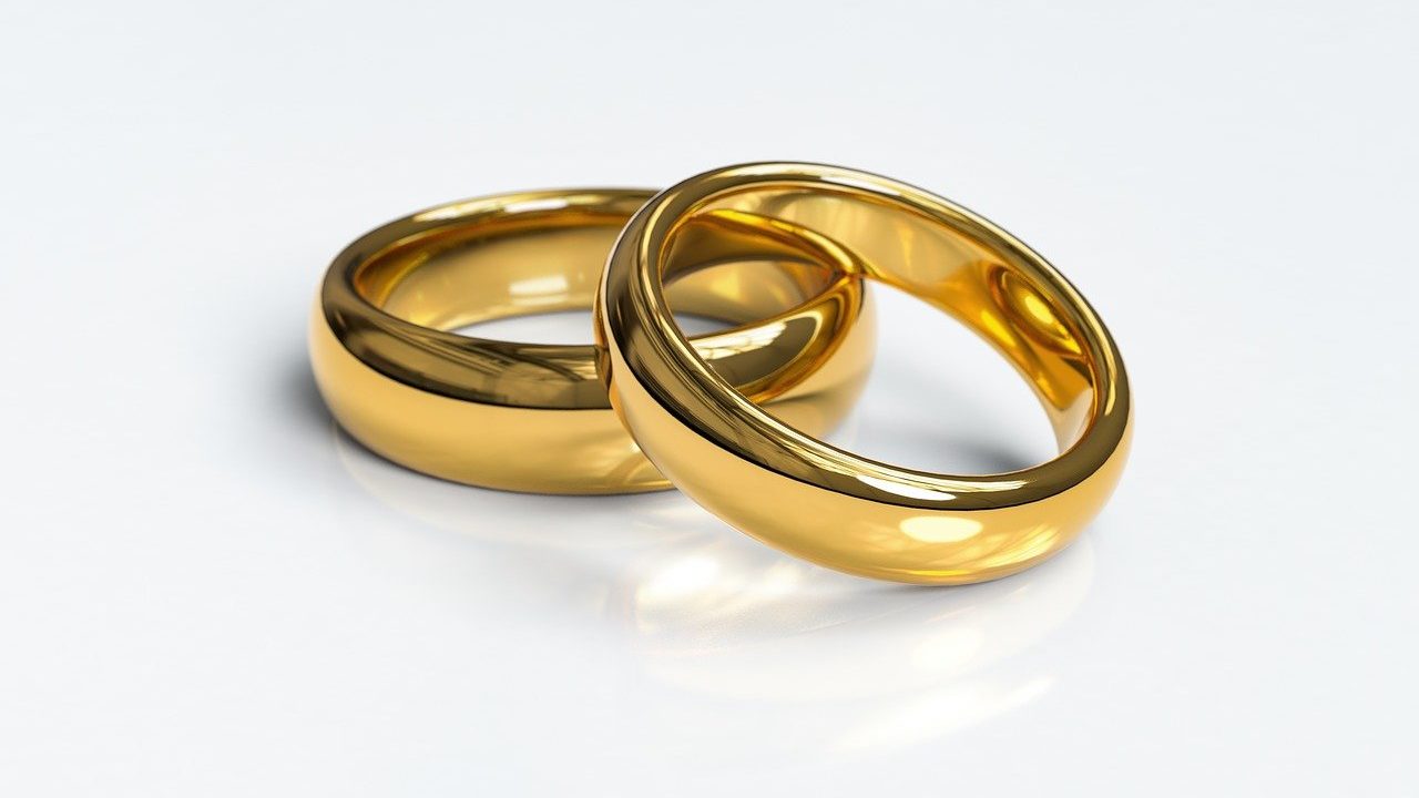 Abu Dhabi Ruler Issues Decree Allowing Civil Marriage, Divorce