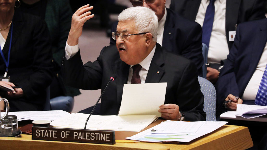 Abbas Reelected Fatah Leader and Eyes More Mandates in Next PLO Meeting