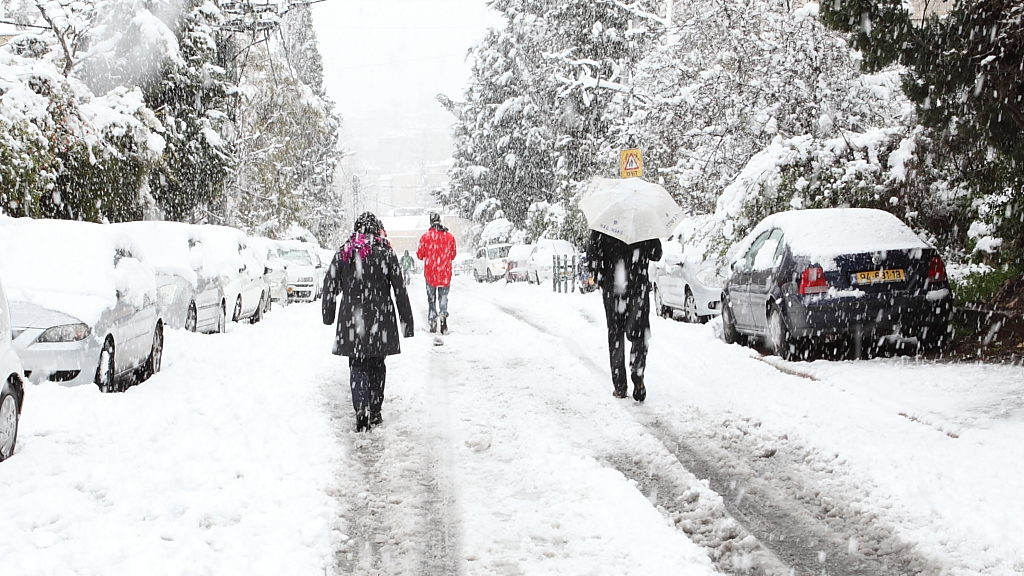 Jerusalem, Expecting Blanket of Snow, Gears Up for Winter Storm Elpis