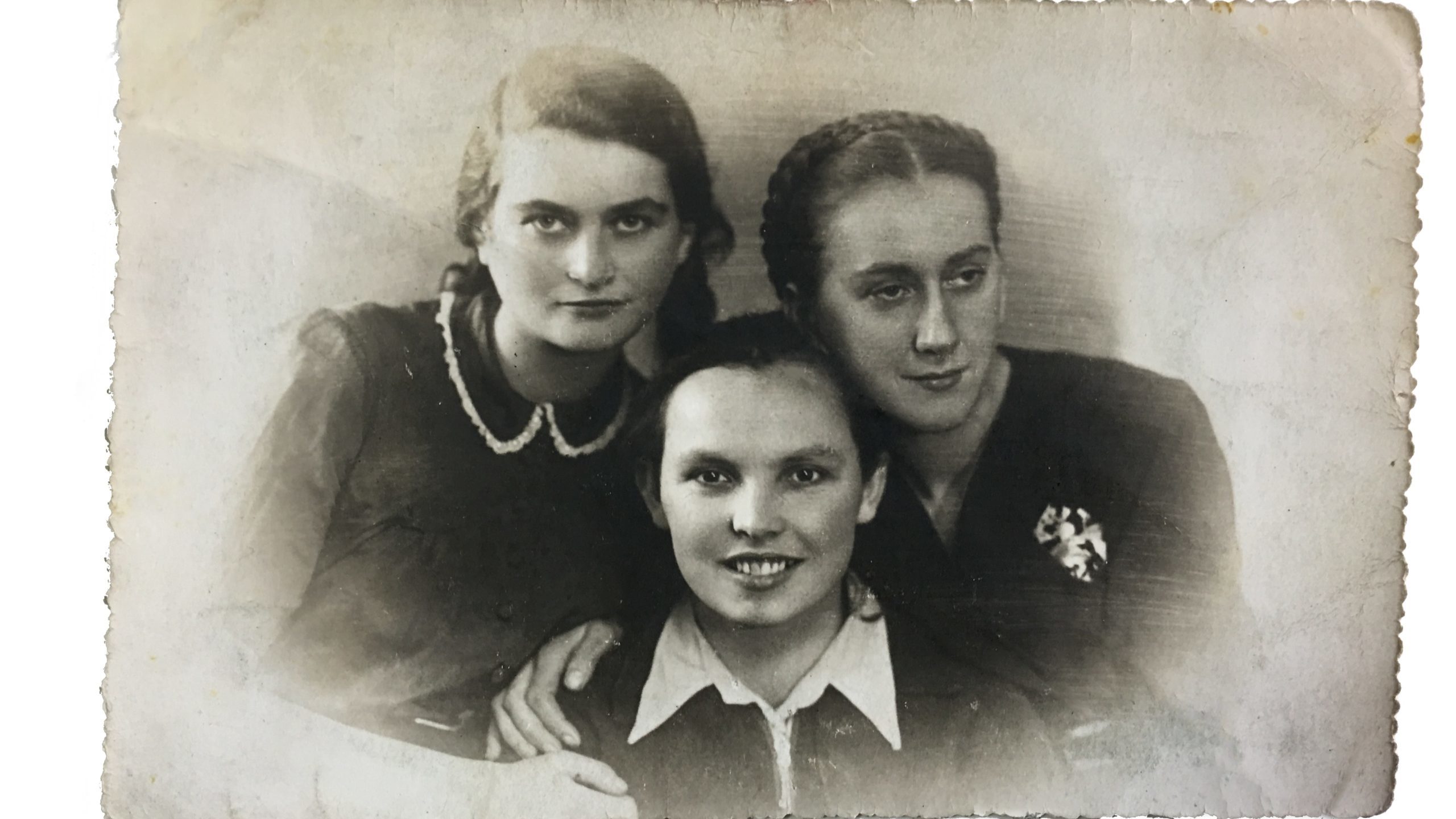 Hidden Heroes: How Young Jewish Women Fought The Nazis – The Media Line ...