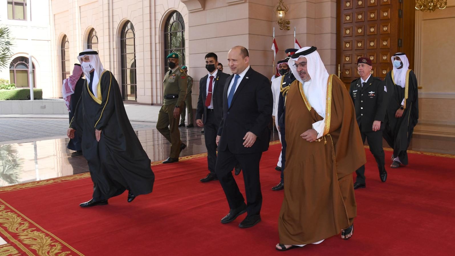 Bahrain’s Crown Prince Accepts Invitation to Israel During Naftali Bennett’s Landmark Visit
