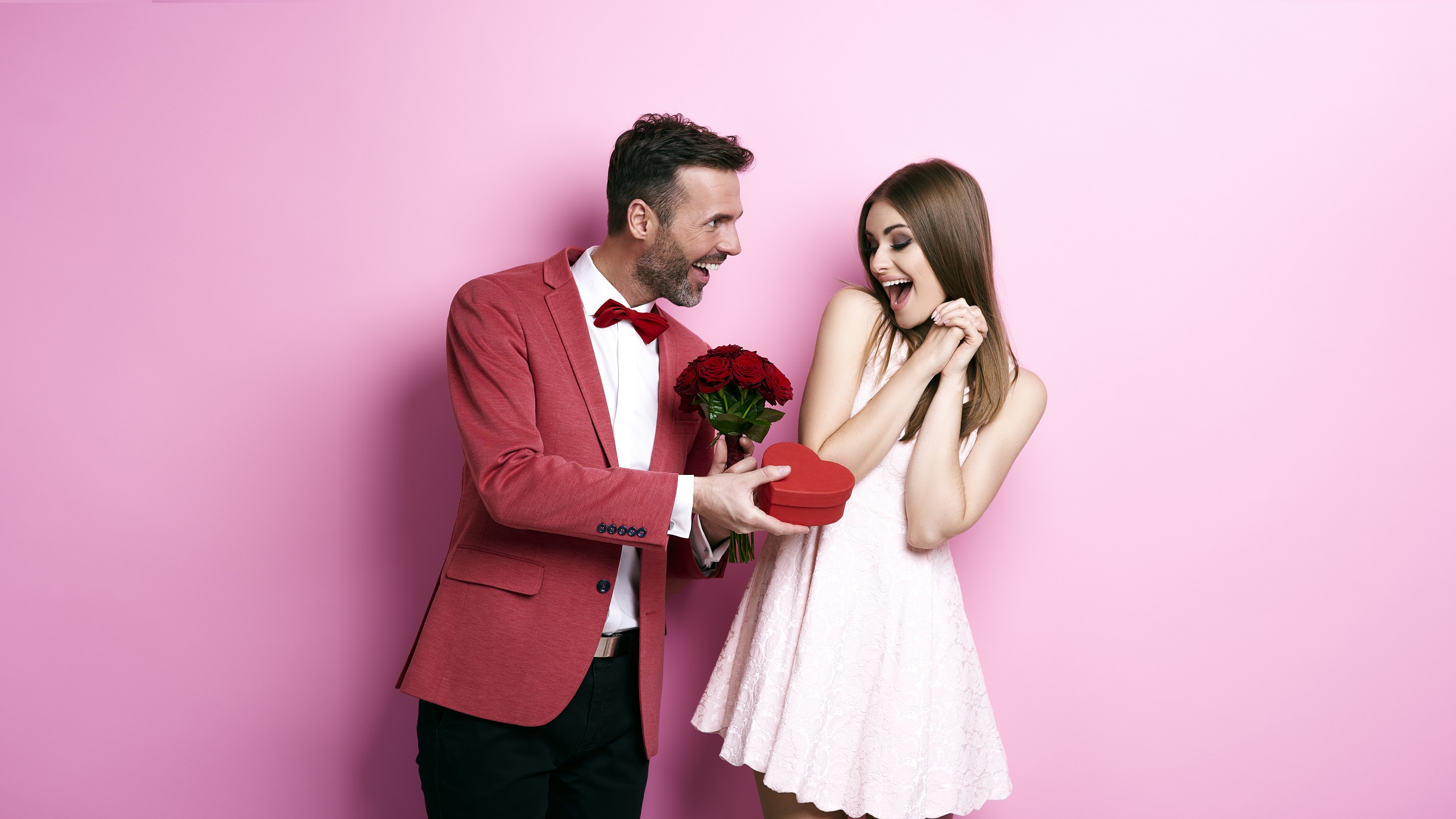 Israeli Businesses, Charity Feel the Love on Valentine’s Day