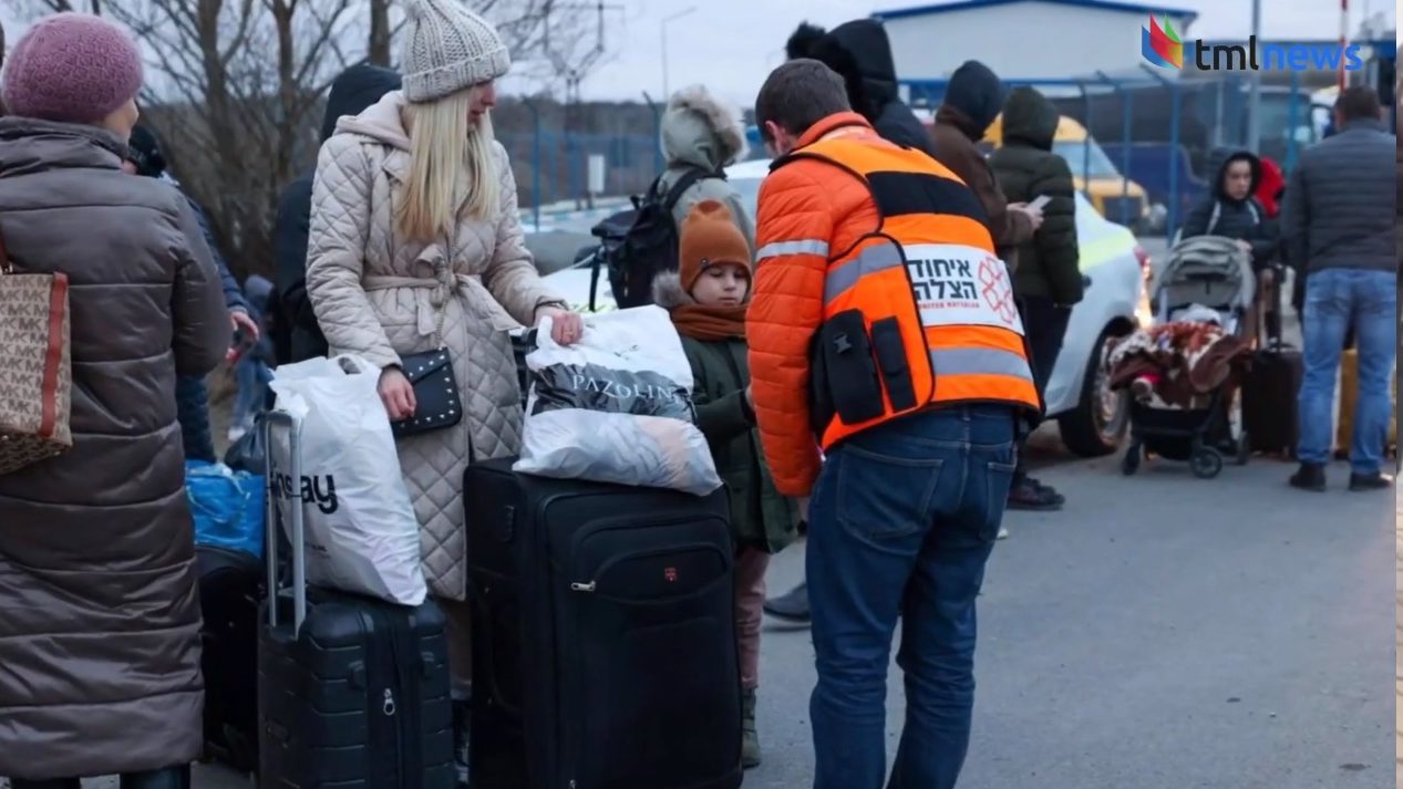 Israel’s First Response Organization Hatzalah Provides Aid to Ukrainian Refugees