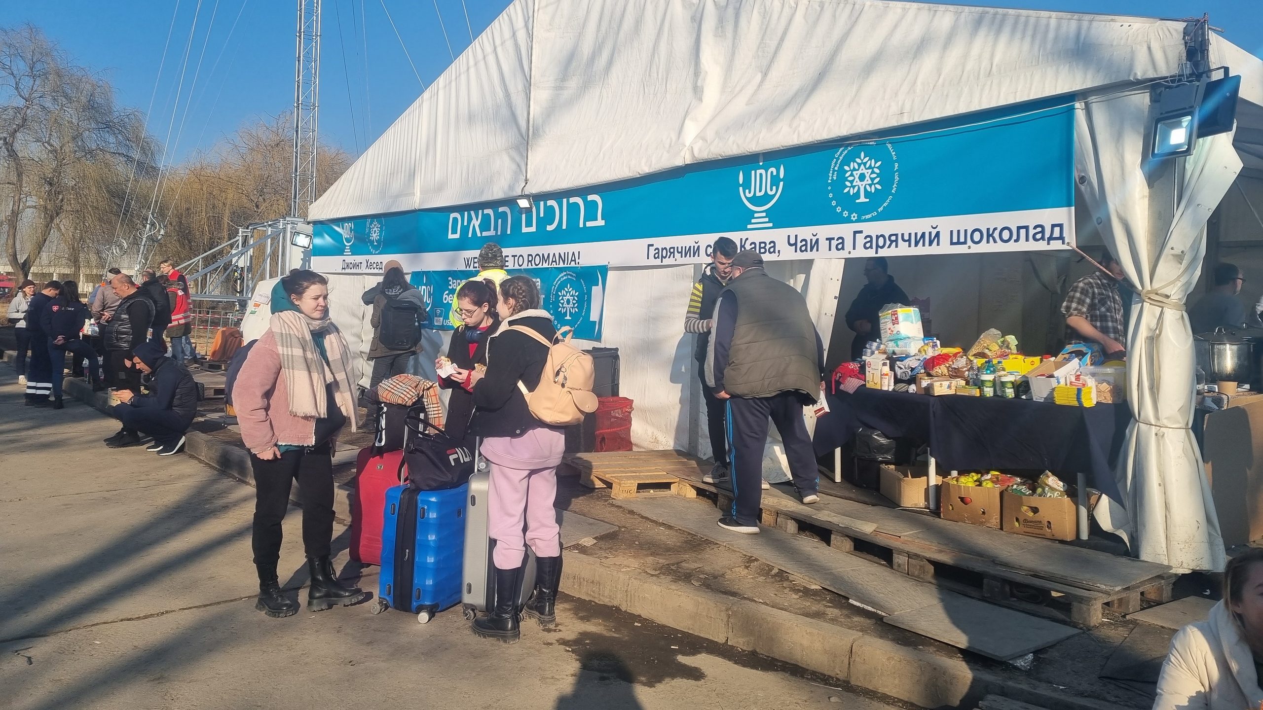 Jews, Muslims and Christians Band Together To Help Ukrainian Refugees (VIDEO REPORT)