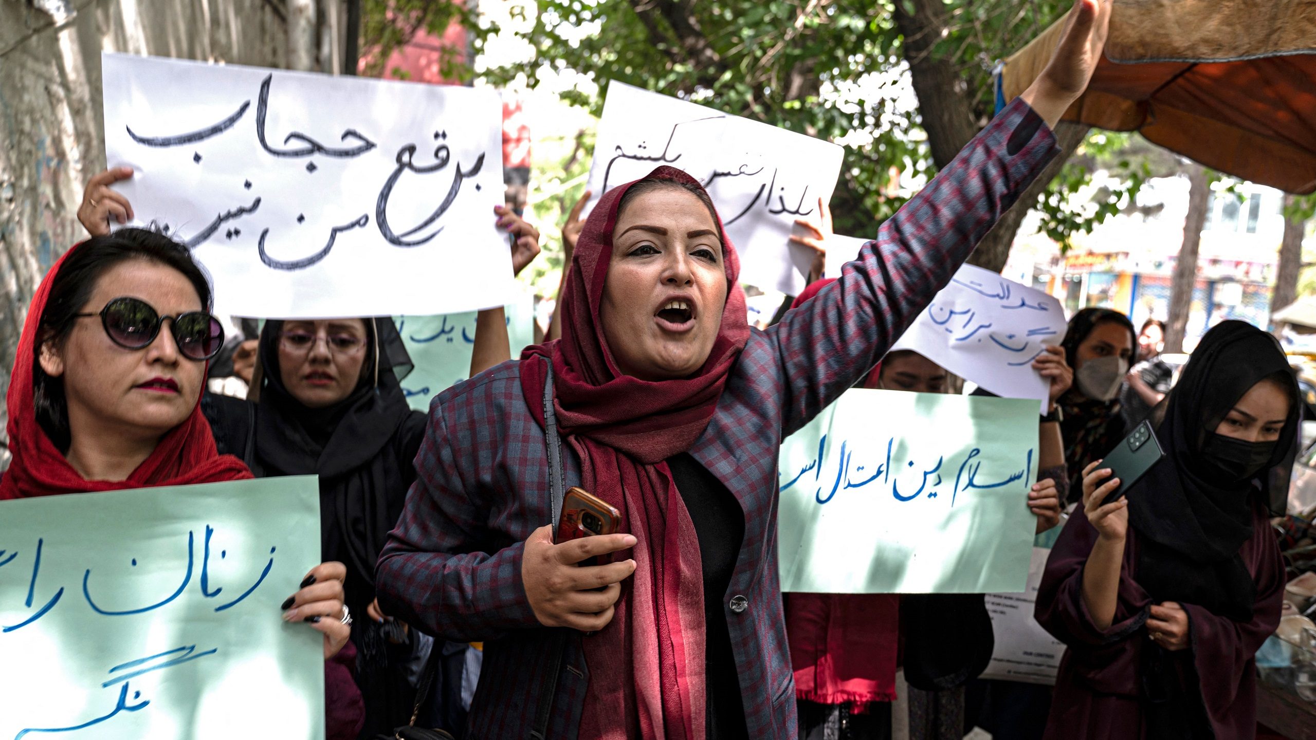 25 Afghan Women Demand Education, Work, Defying Taliban in Kabul Protest