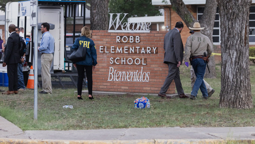World Leaders, Israeli Officials, Mourn Deaths in Texas School Shooting