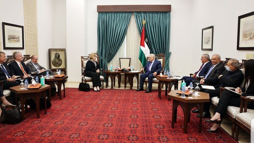 Palestinian President Meets With Senior US Officials Ahead of Biden Visit