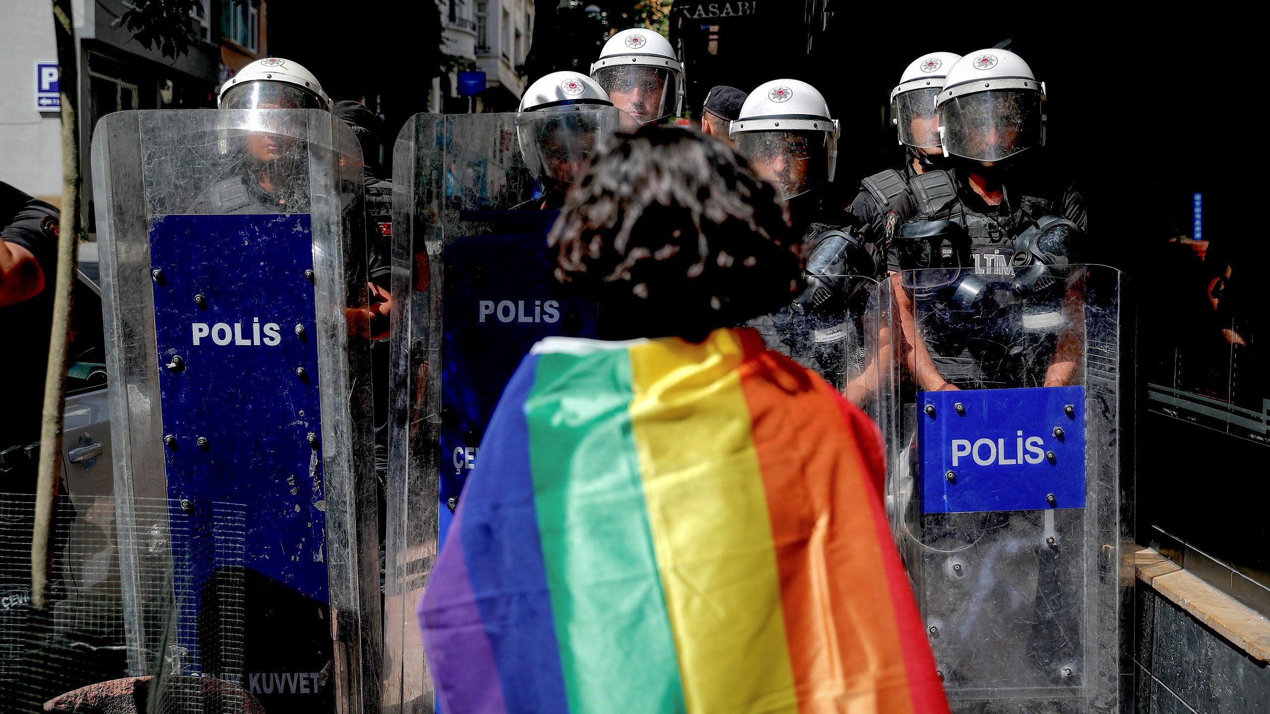 Hundreds Arrested During Banned Istanbul Pride March