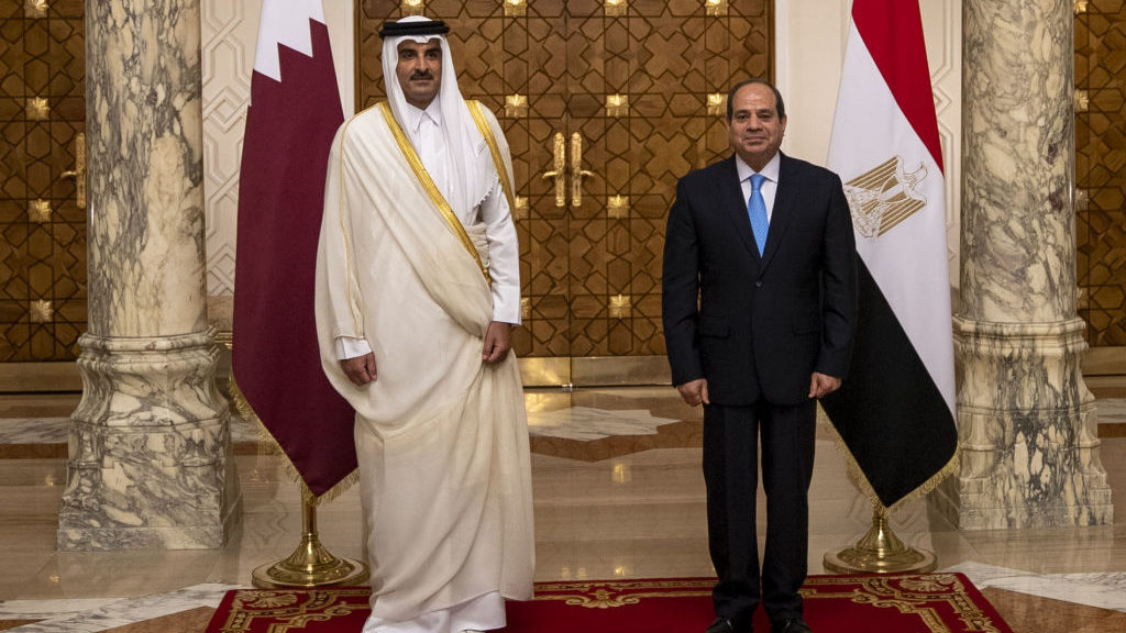 Qatar’s Emir, Egypt’s el-Sisi Meet in Cairo After Long Rift