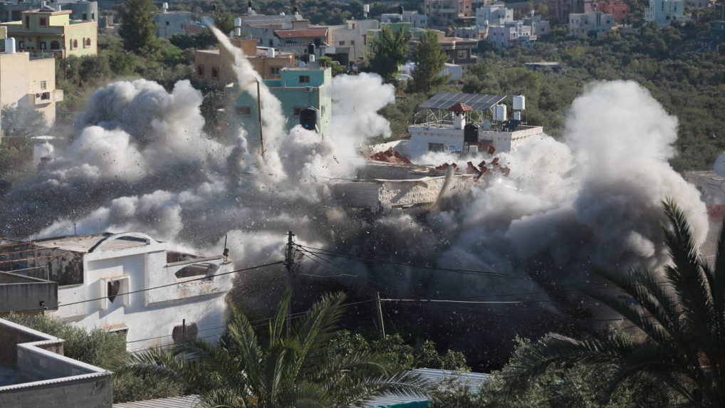 IDF Demolishes West Bank Homes of Palestinians Who Killed Israeli Man