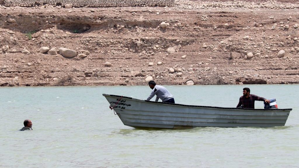 Flash Floods in Southern Iran Kill at Least 21