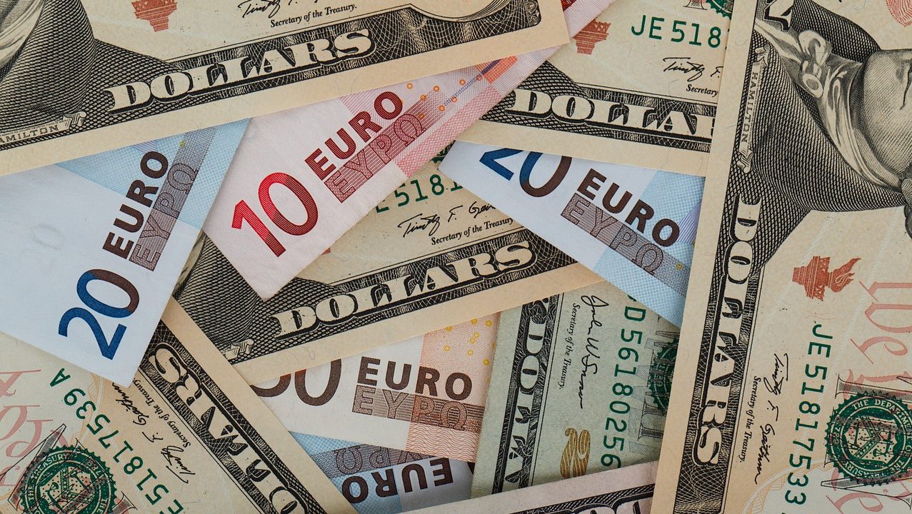 Weak Euro Could Strengthen Israeli Economy, Experts Say