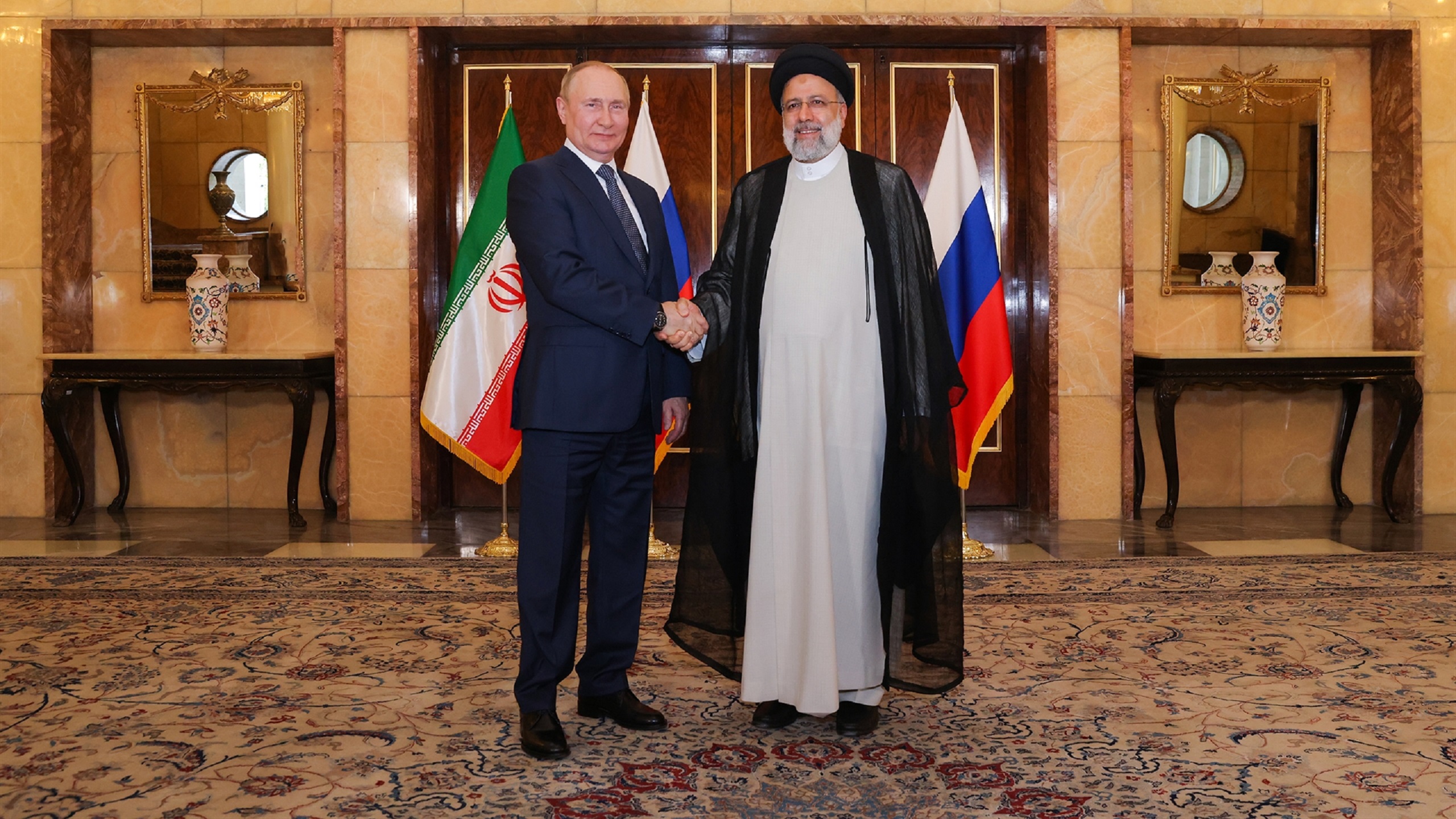 Russia To Invest $40B in Iran’s Oil Industry