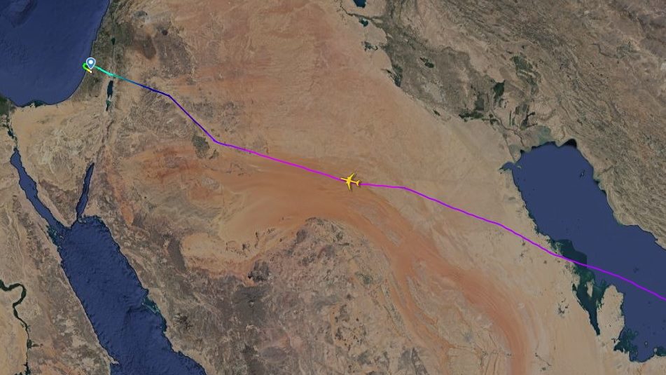 1st Flight Heading to Israel Uses Saudi Airspace