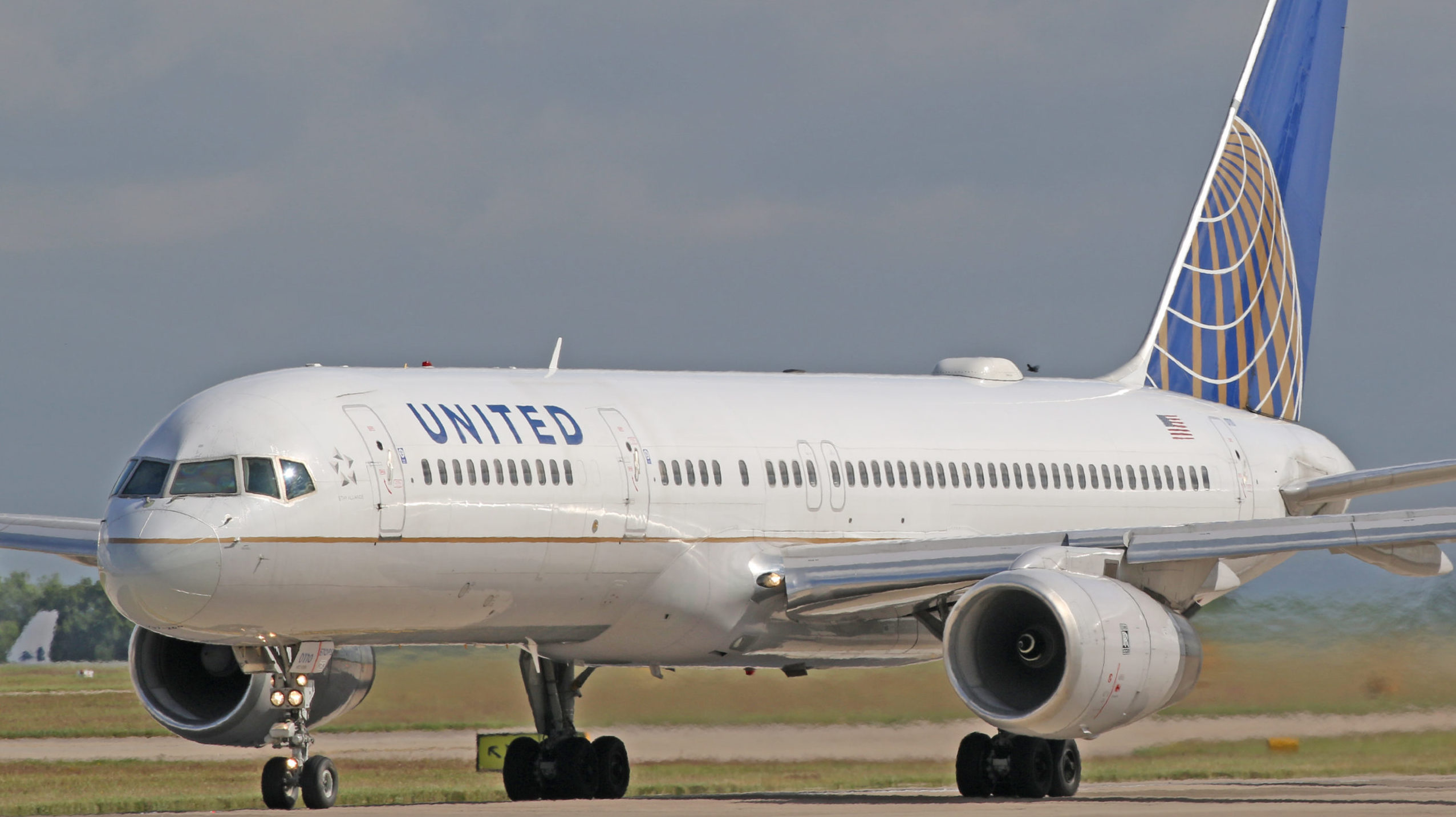Passenger Sues United Airlines Delaying Flight to Tel Aviv After Crew Refused To Fly During Gaza Conflict
