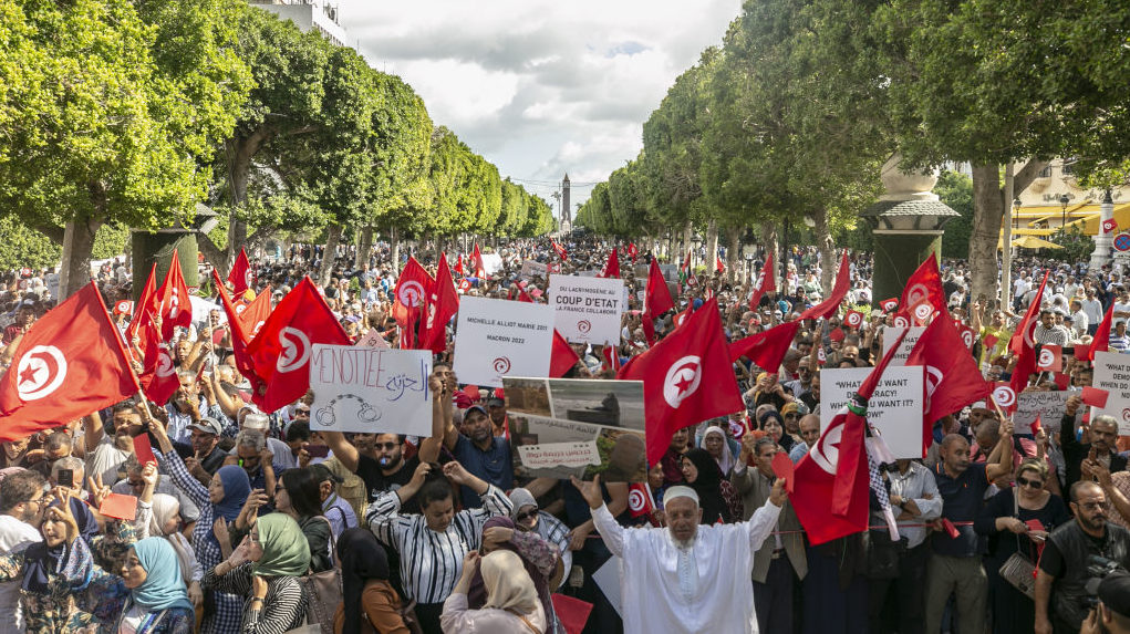 Thousands Protest in Tunis Against President Kais Saied, Economic Crisis