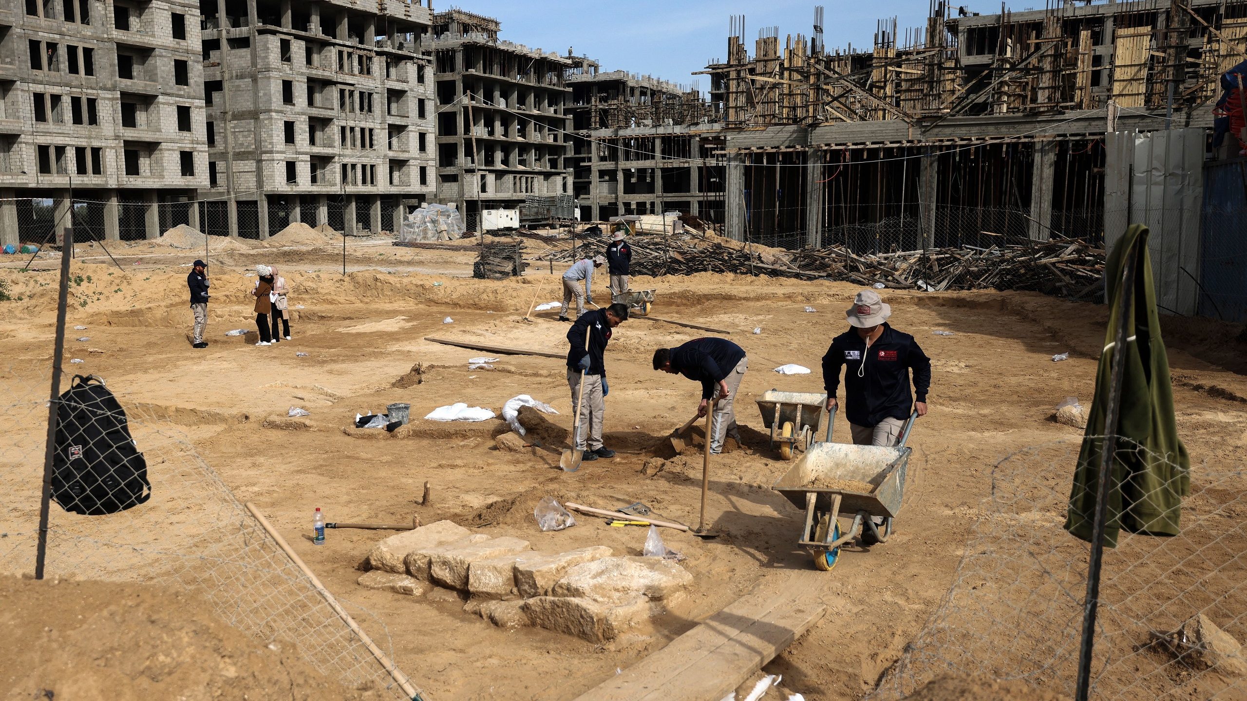 Construction Workers Unearth Roman-era Cemetery in Gaza Strip