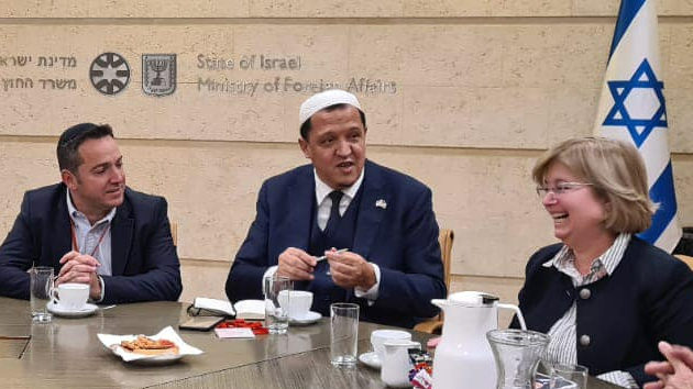 France’s Moderate Imam Sees Israel as a Dream, Europe as in Peril