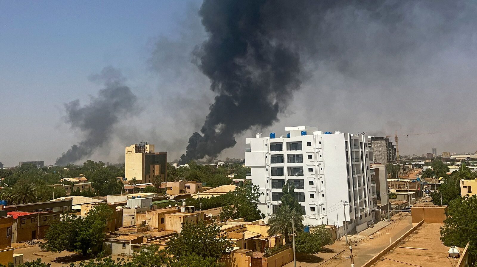 Sudan: Death Toll Reaches 97 as Military, Paramilitary Forces Battle for Control