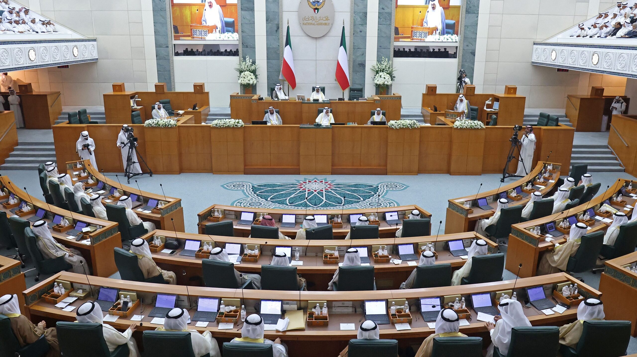Kuwaiti Crown Prince Inaugurates New Parliamentary Term Amid Calls for Change