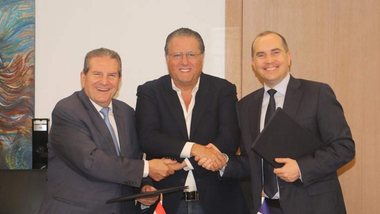 Lebanon, France Ink Commerce Cooperation Agreement To Bolster Investment