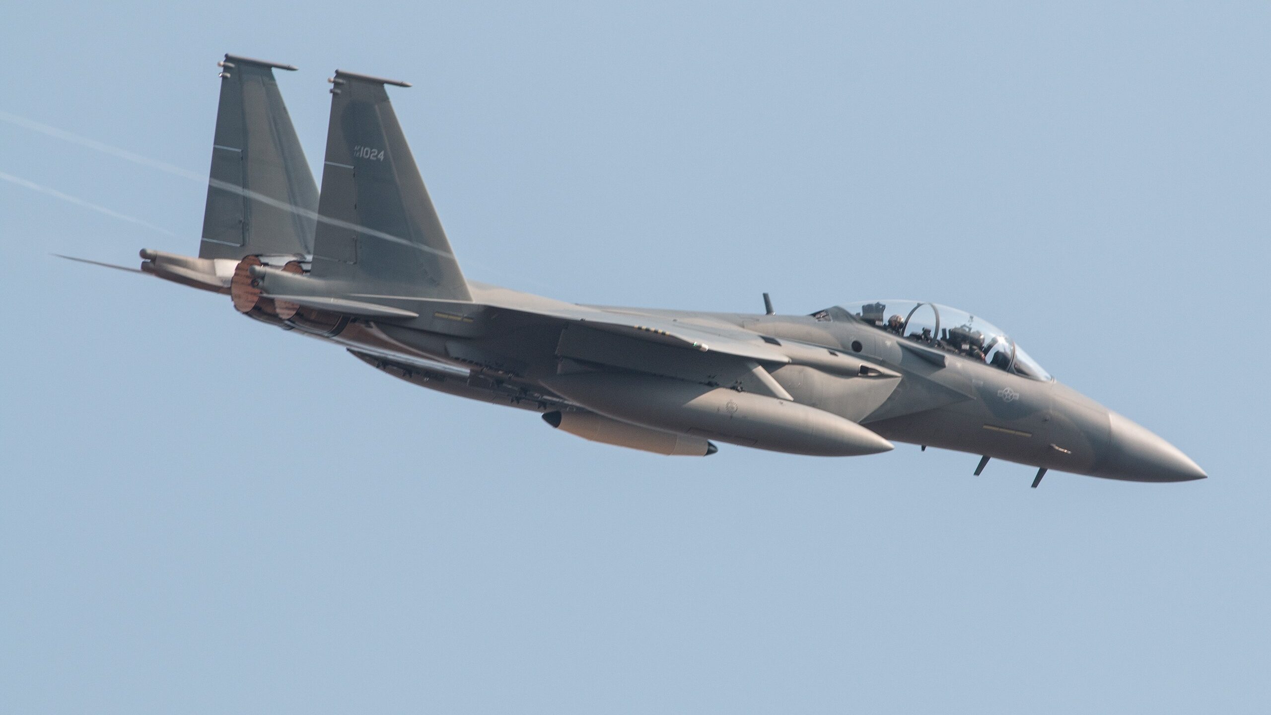 Saudi Aircraft Fly Over STC-Held South Yemen as Al-Zubaidi Breaks Silence