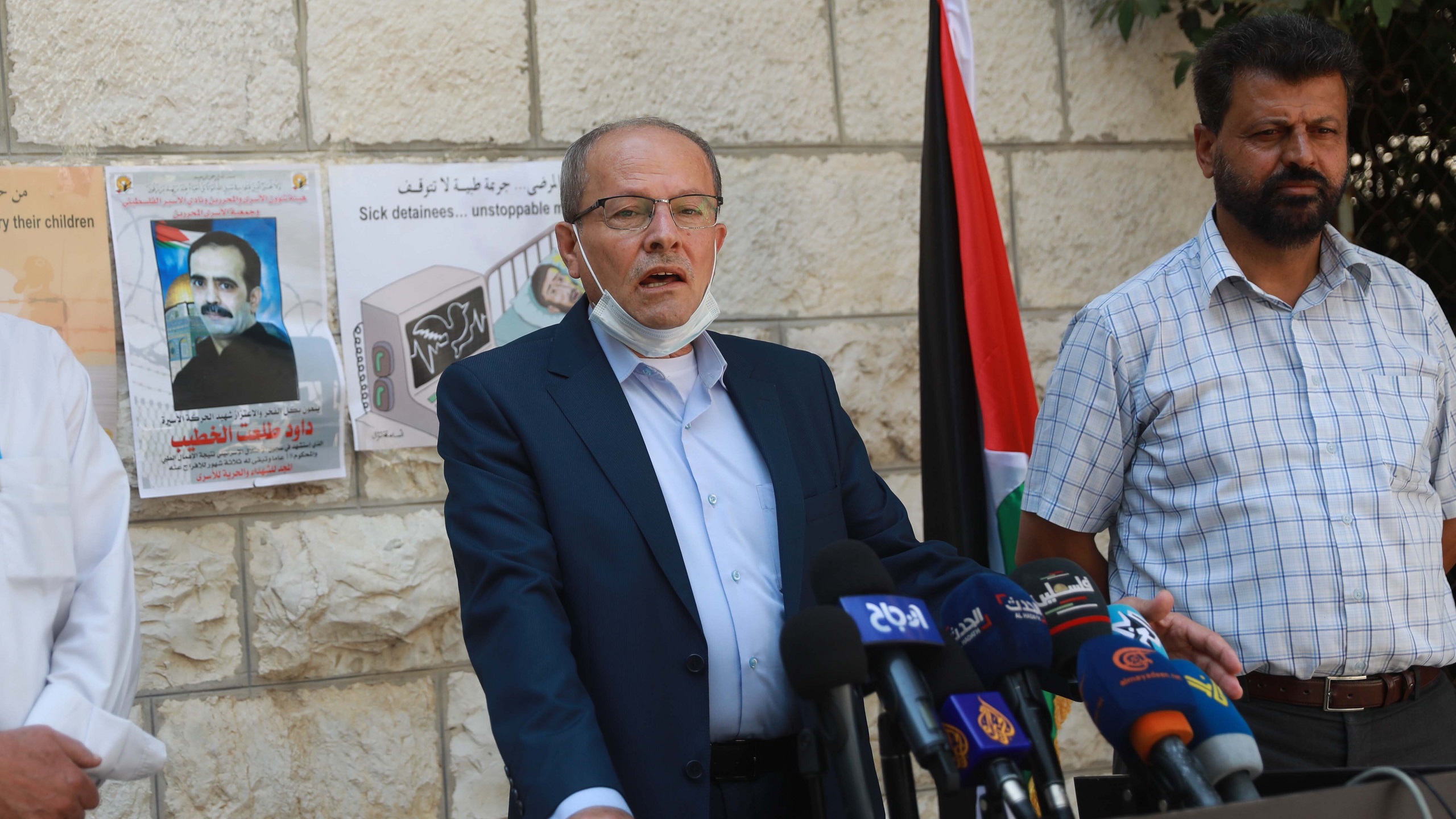Palestinian Authority Minister and Former Prisoner Killed in West Bank Car Crash