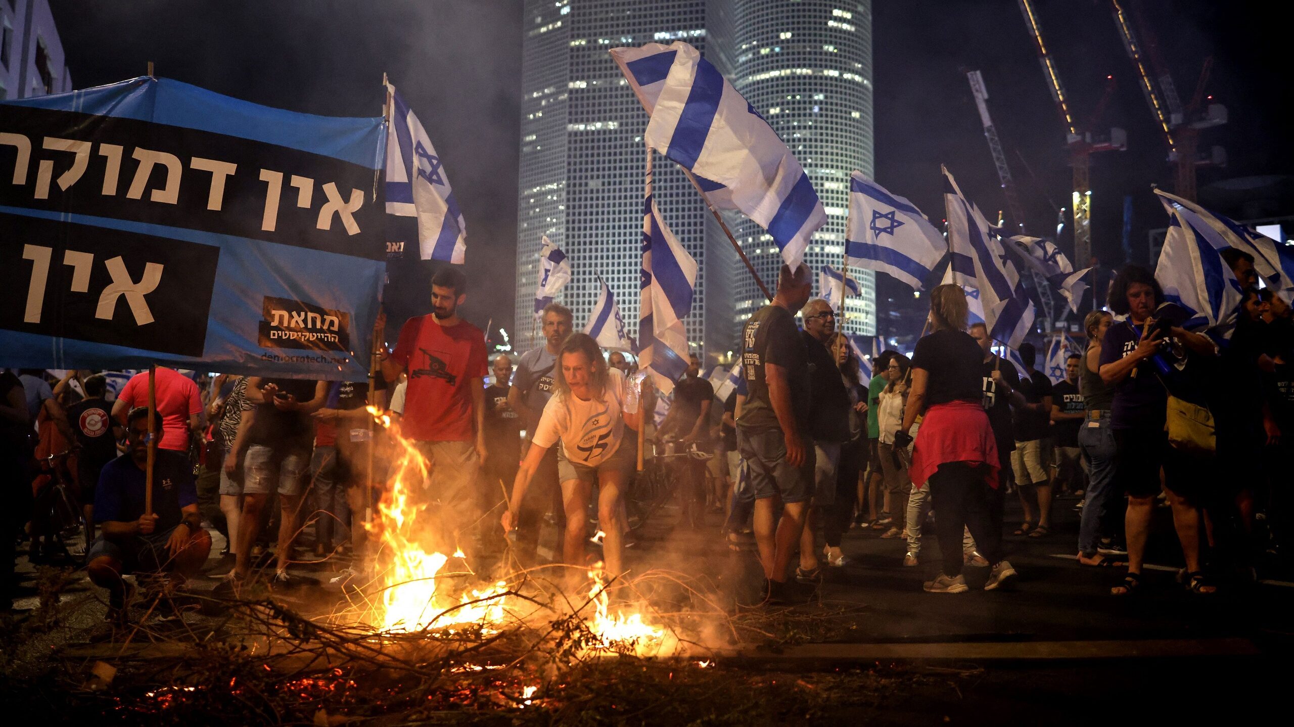 Masses Take to Israel’s Streets as Anti-Government Protests Continue