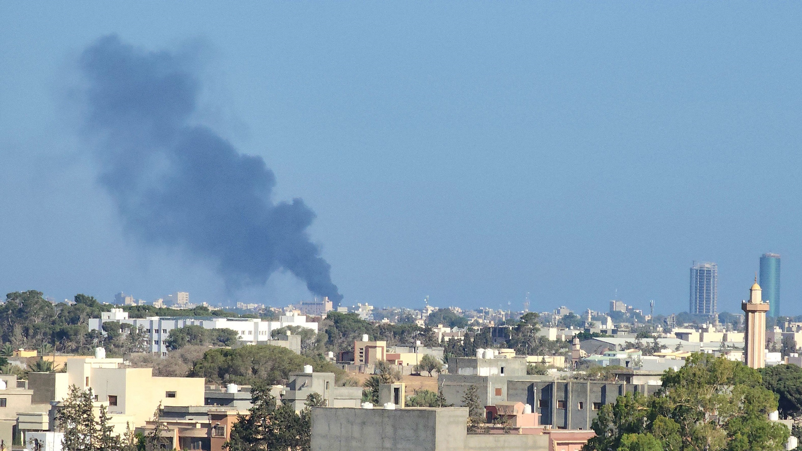 Tripoli Engulfed in Factional Violence Despite Key Commander’s Release