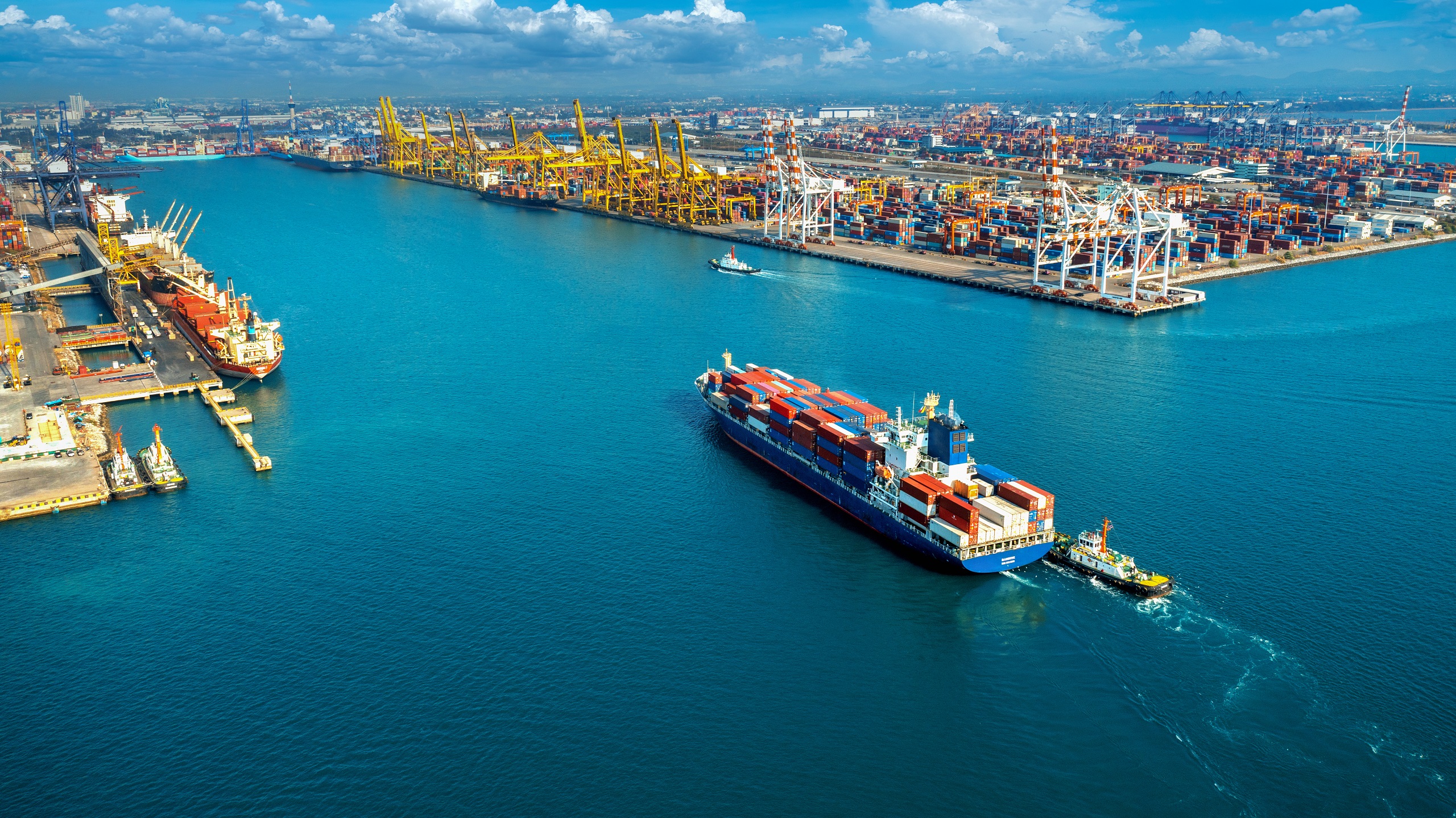 DP World Plans Significant Expansion of Container Handling Capacity by Year-End
