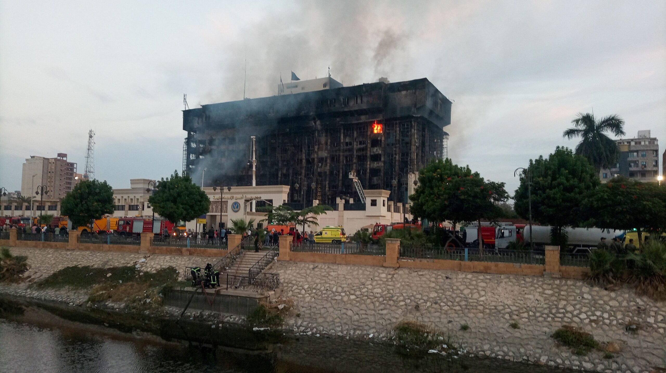 Massive Blaze Engulfs Security Directorate in Ismailia, Egypt: 38 Injured