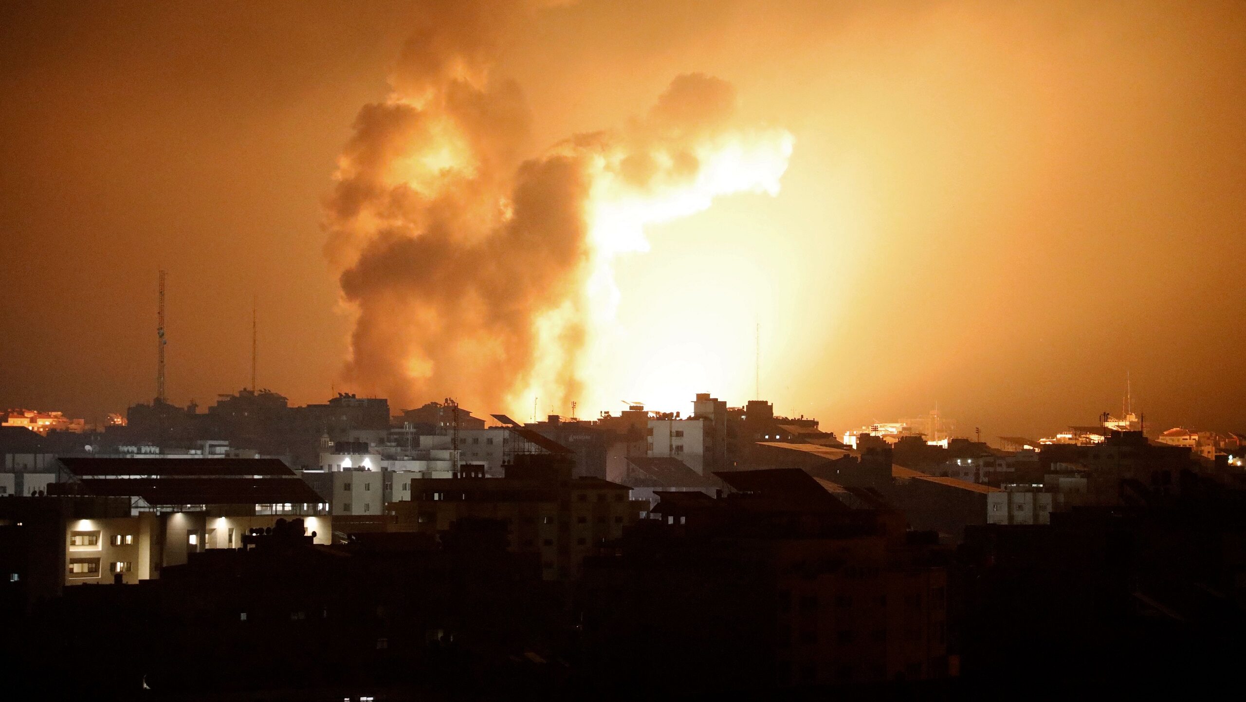 Amid 'unprecedented escalation' in Gaza, UN calls for immediate  humanitarian ceasefire  Israel-Palestine crisis: UN calls for immediate  humanitarian ceasefire in Gaza amid 'unprecedented escalation',  communications blackout UN News