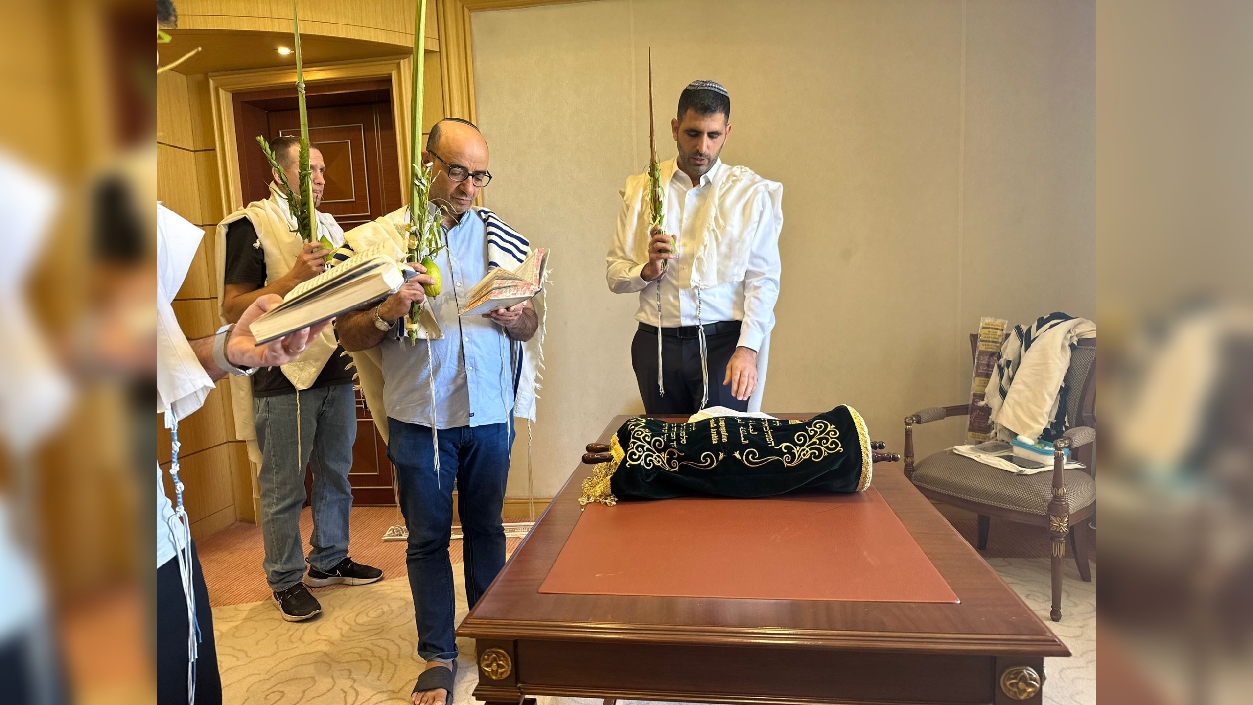 Israeli Minister Celebrates Sukkot in Saudi Arabia Amid Diplomatic Talks