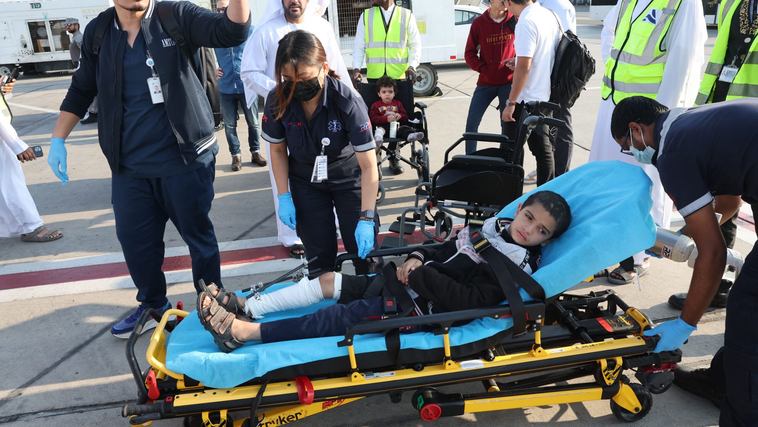 First Group of Injured Gaza Children Arrives in UAE