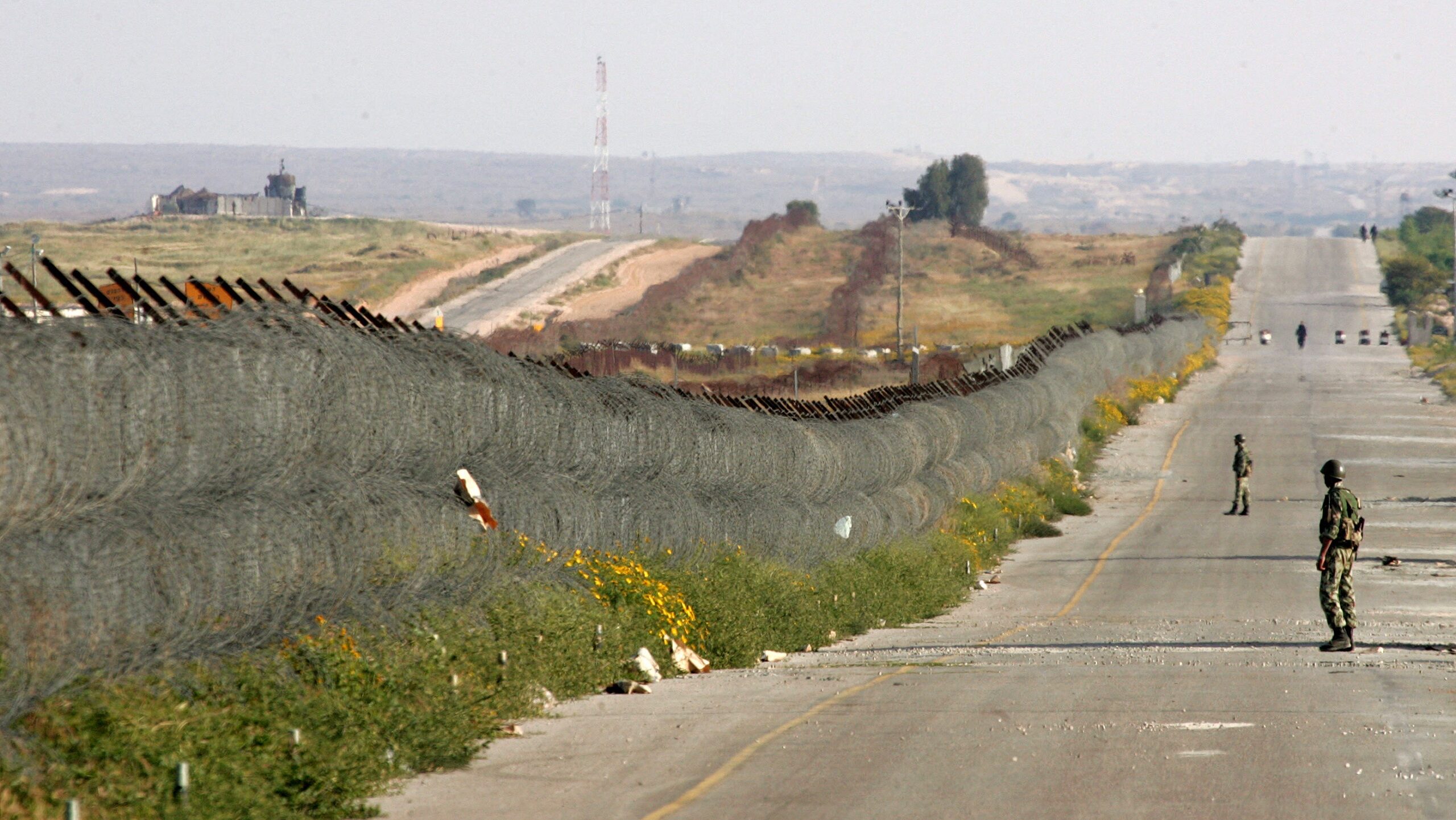 Israel Aims To Control Philadelphi Corridor in Gaza, Challenging Egypt’s Position
