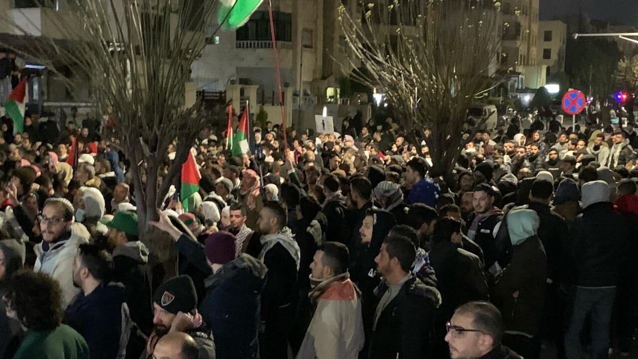 Jordanian Police Push Back Rioters Near Israeli Embassy
