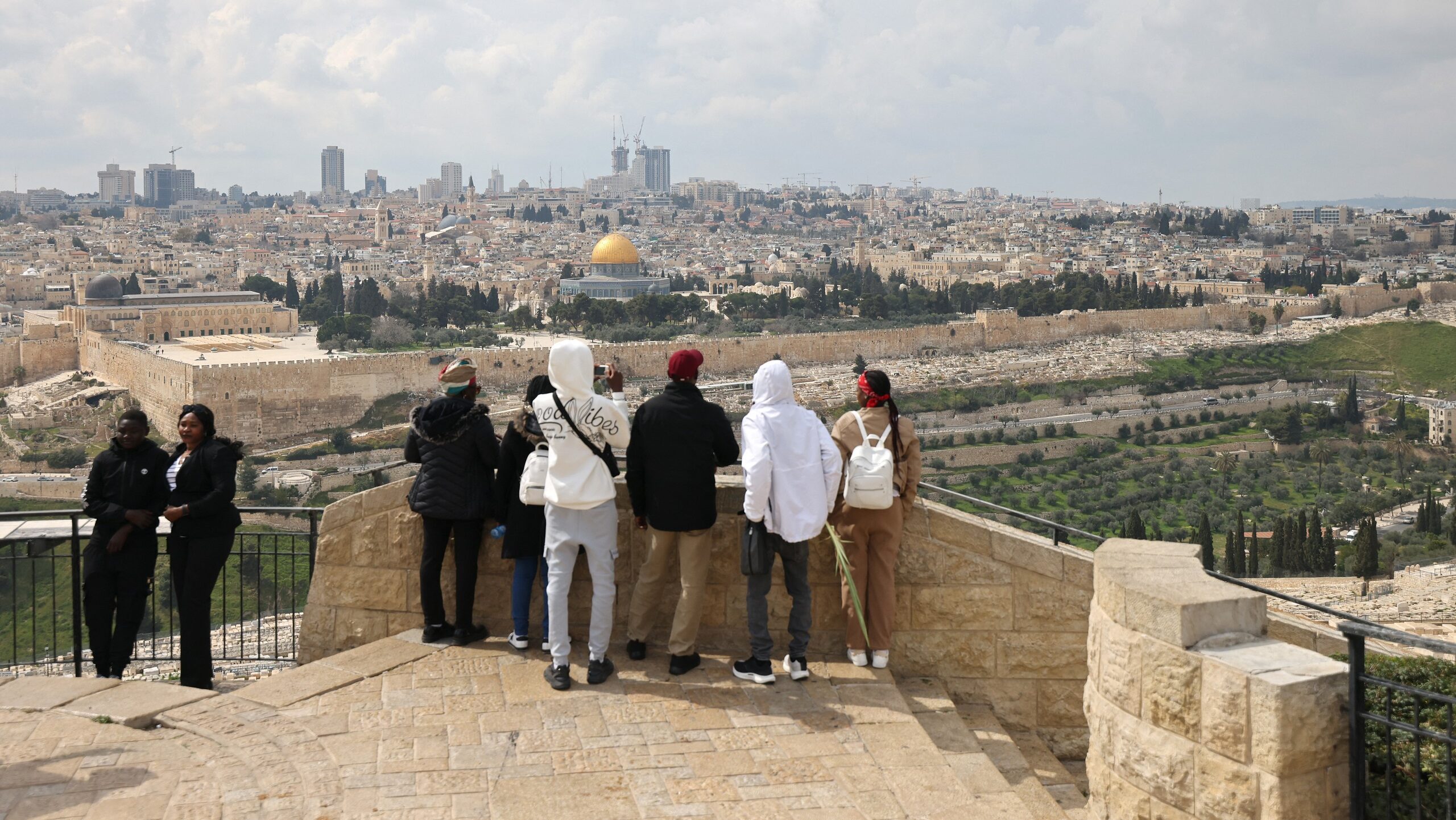 Israelis and Palestinians Grapple With Slumping Tourism After Almost 7 Months of War