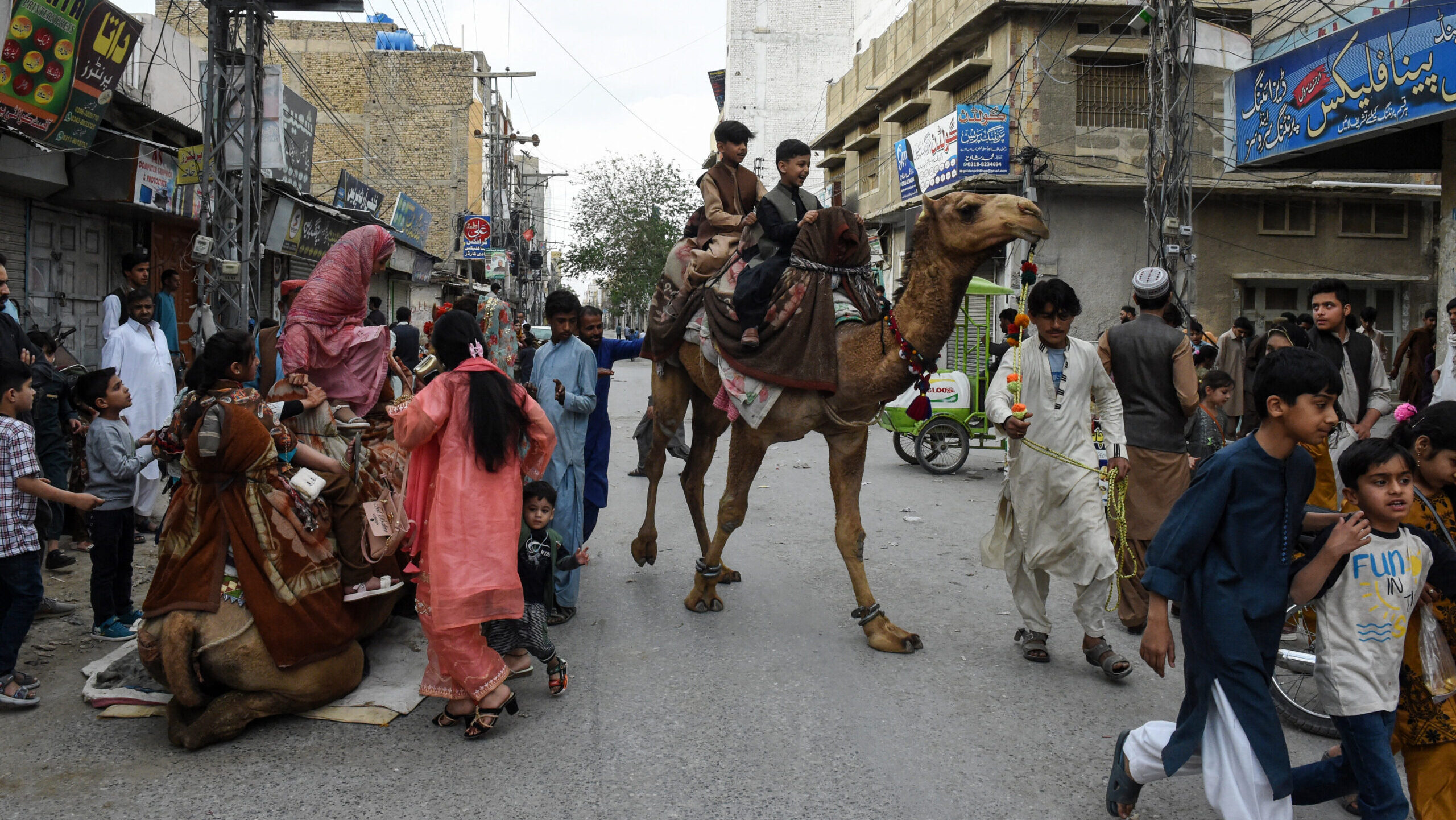 Eid in Pakistan: Elites Undaunted by Inflation While the Working Class Struggles to Survive
