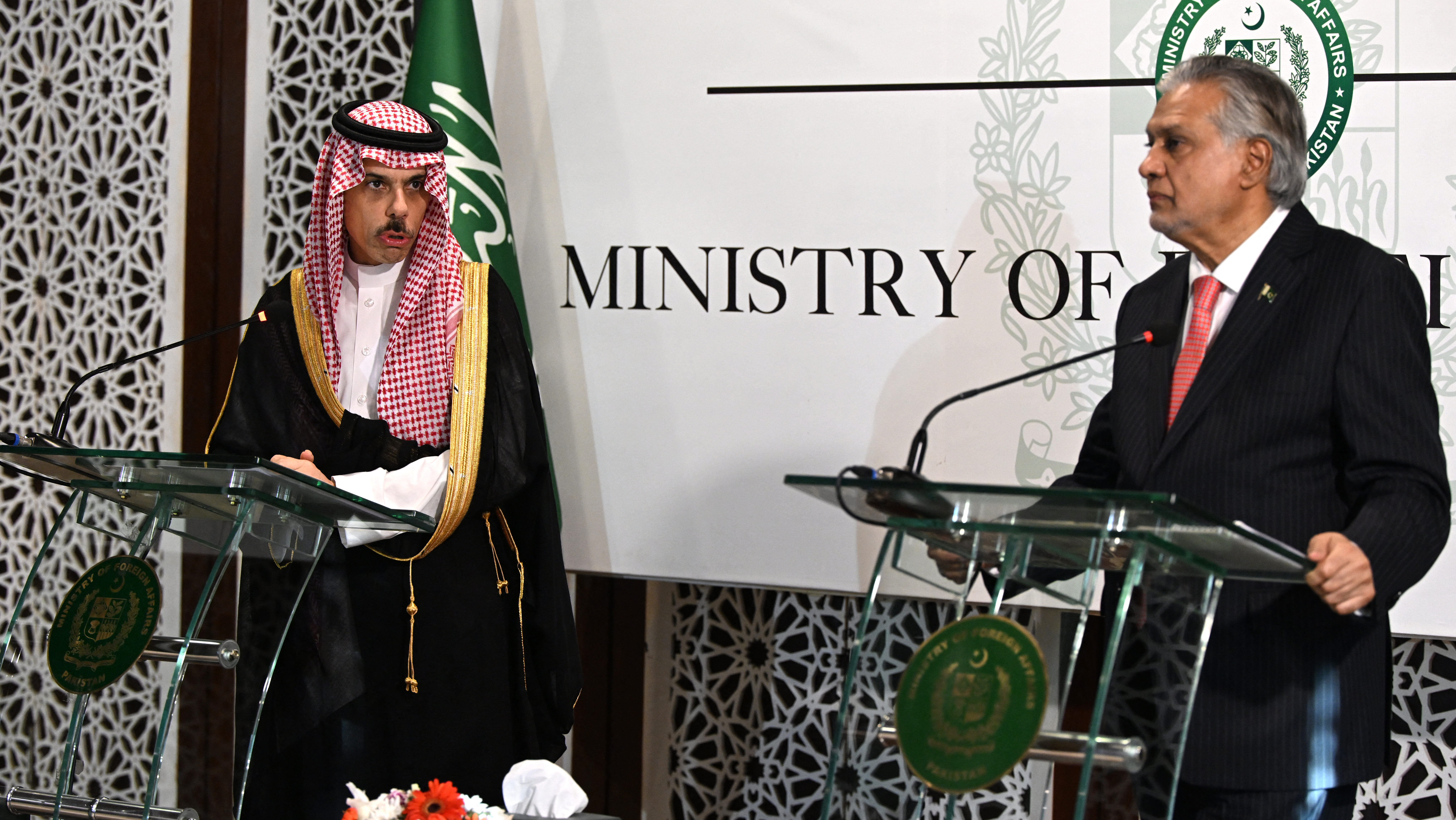Saudi Defense Delegation Visits Pakistan To Bolster Bilateral Military Ties, Discuss Defense and Gaza Cease-fire