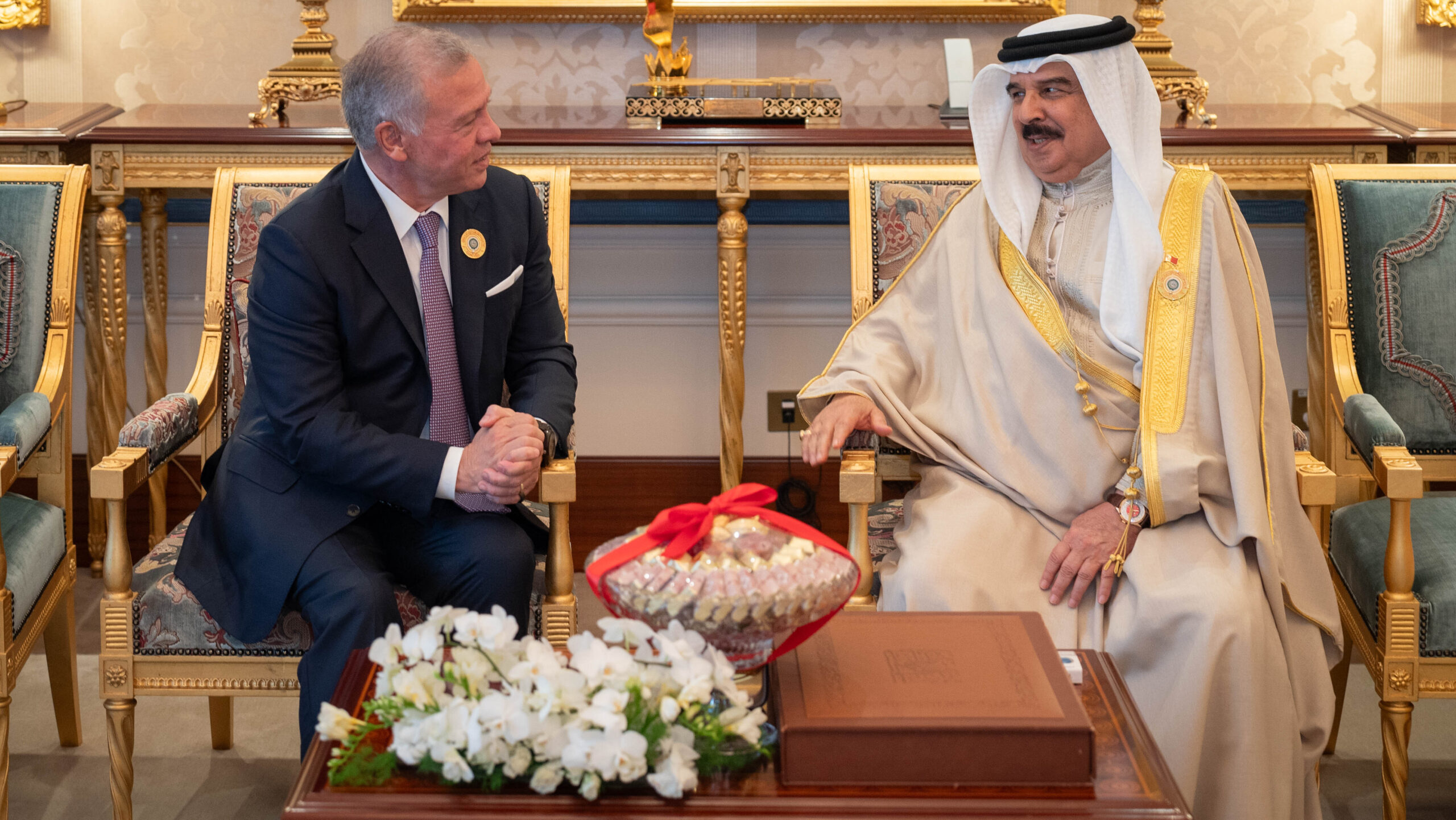 القمة العربية في البحرين تقترح جدولا زمنيا لإقامة الدولة الفلسطينية وتدعو إلى إرسال قوات أممية إلى غزة