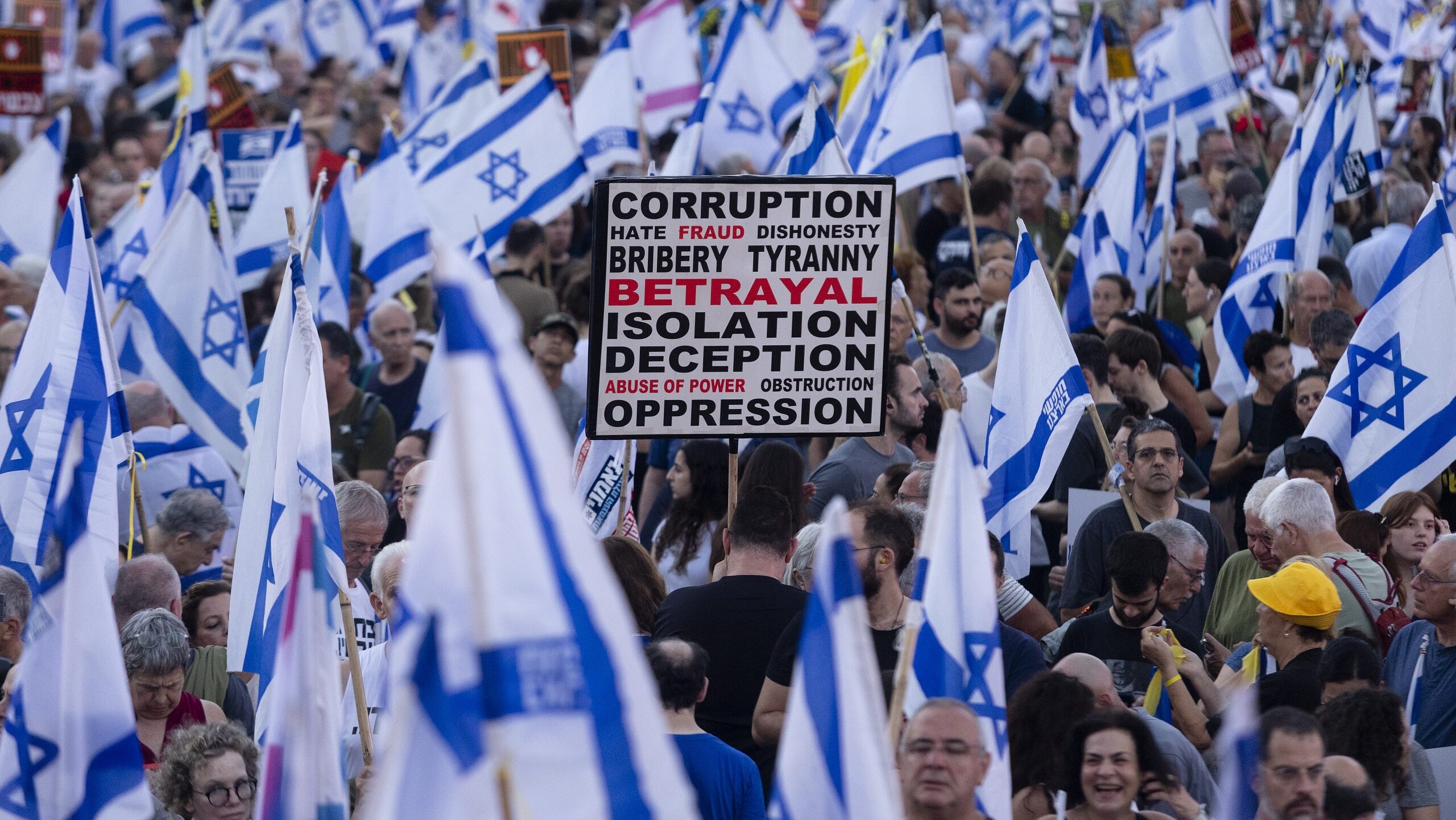 Poll: Majority of Israelis Want Netanyahu Out of Politics