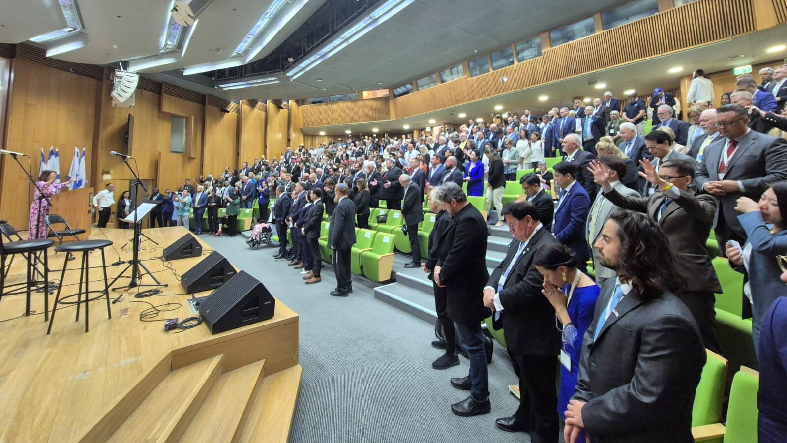 Despite Israel’s Isolation, Large Christian Delegation Sees Nations Embrace Jewish State