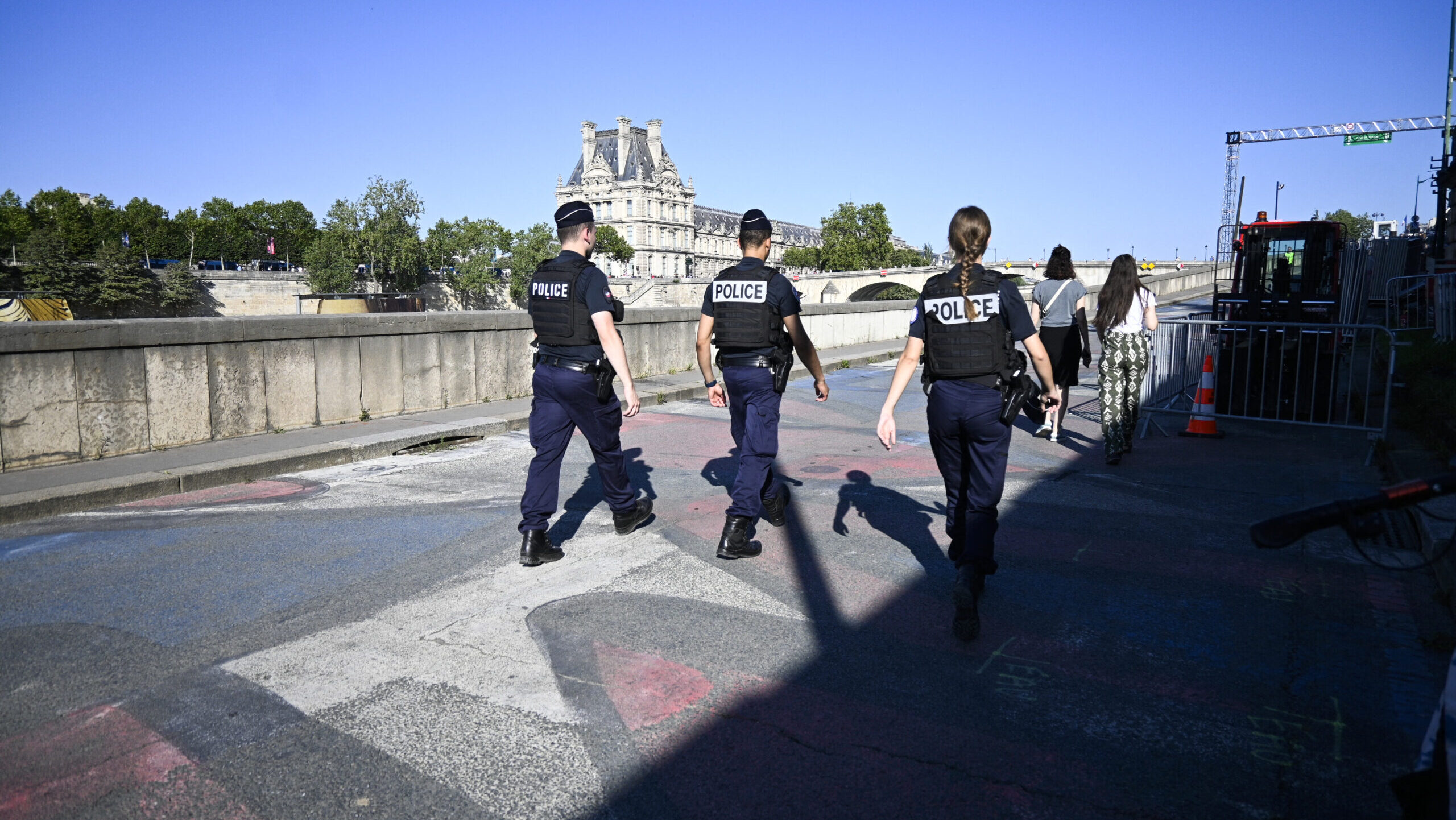 Safe With Sparse Streets: Paris Feels the Olympic Effect