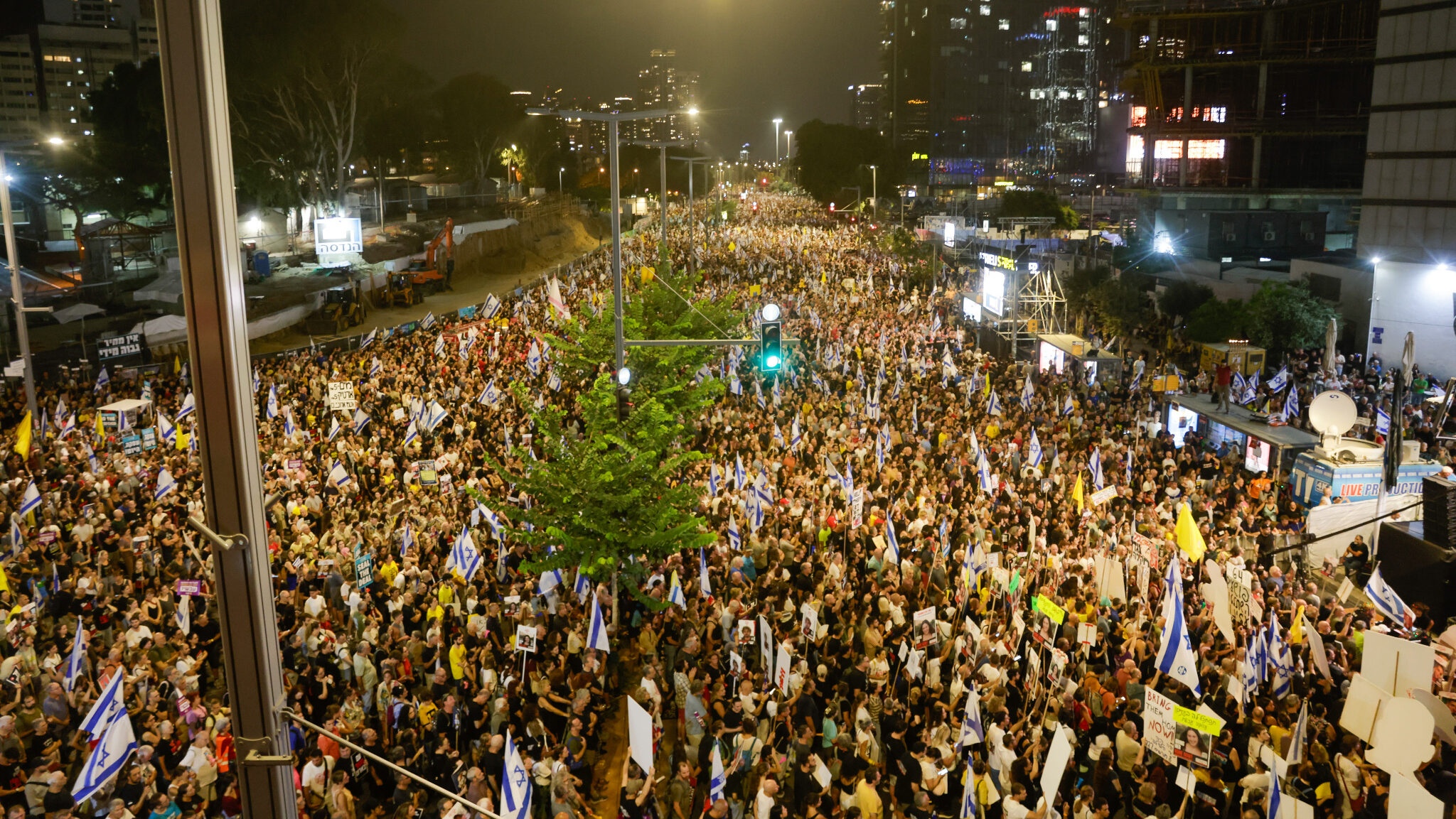 Half a Million Rally in Tel Aviv for Hostage Release Deal with Hamas