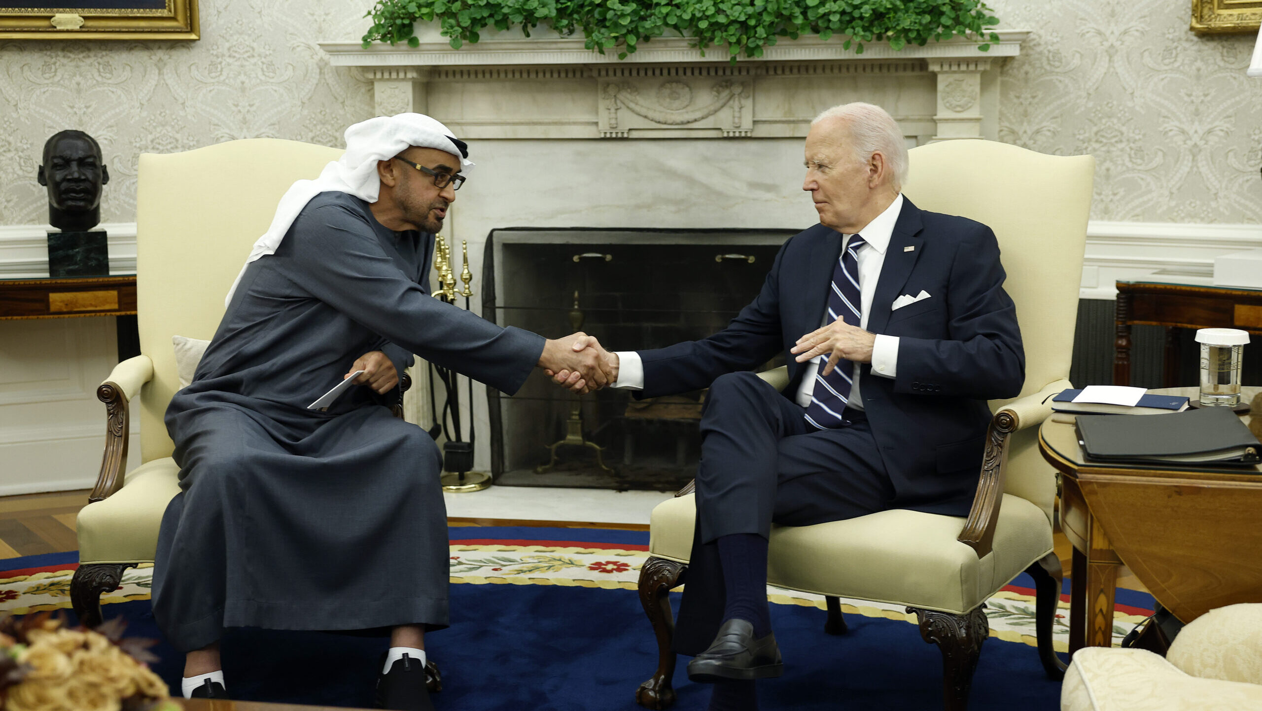 Biden Recognizes UAE’s Defense Role, Pushes for Urgent Aid to Gaza