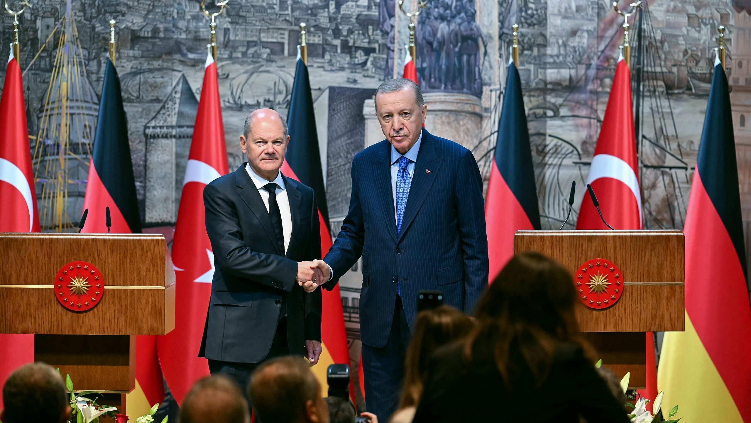 Turkey and Germany Discuss Middle East Tensions, Bilateral Defense Cooperation