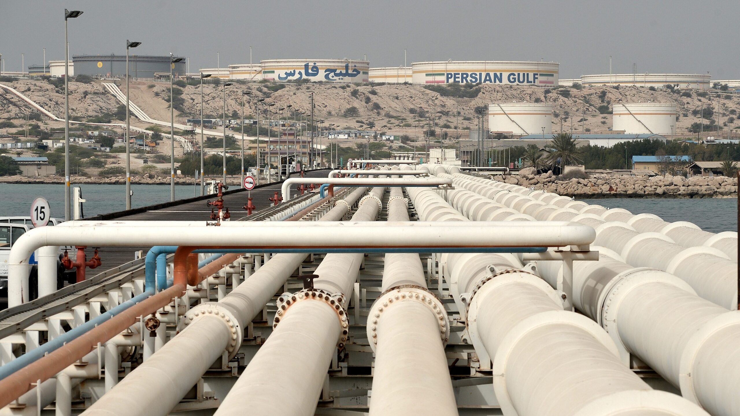 Half of Iran’s Oil Exports Controlled by Revolutionary Guards, Experts Say