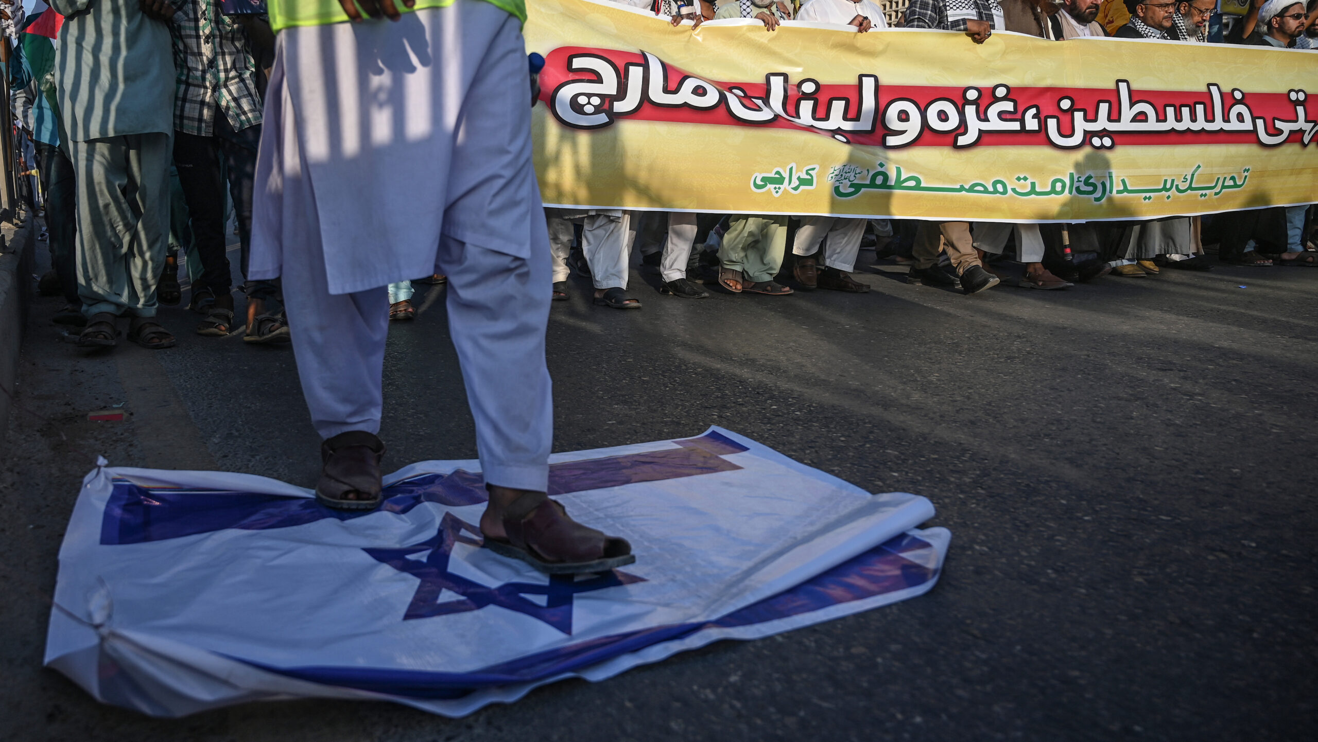 Pakistan Criminalizes Zionist Activity, Sparking Accusations of Intolerance