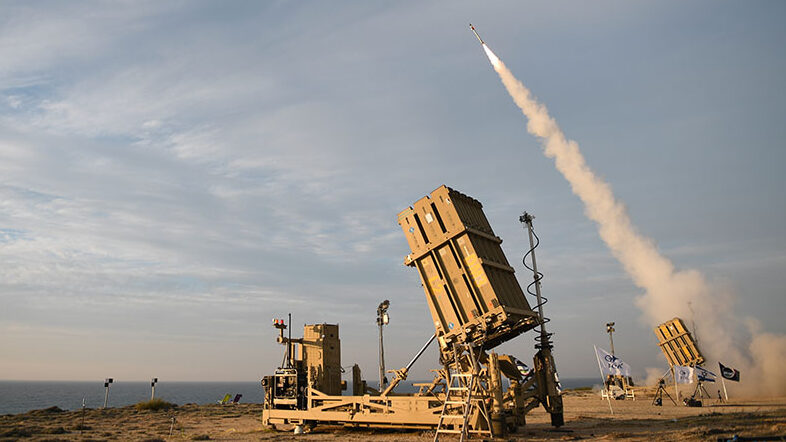 Experts Question Feasibility of Adapting Iron Dome for US Security Needs