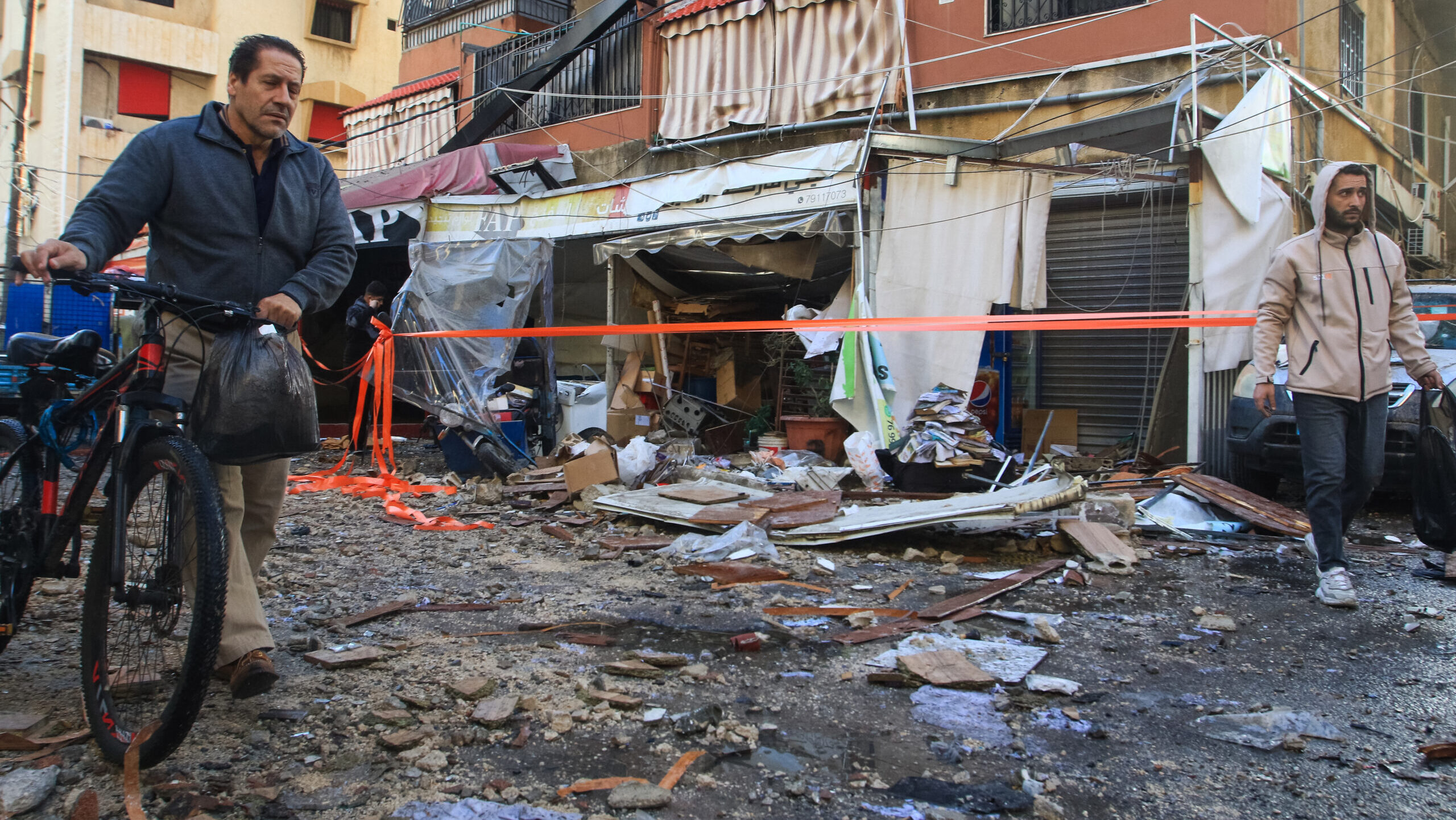 Israeli Strikes in Lebanon’s Sidon Kill Hamas Commander and Family Members